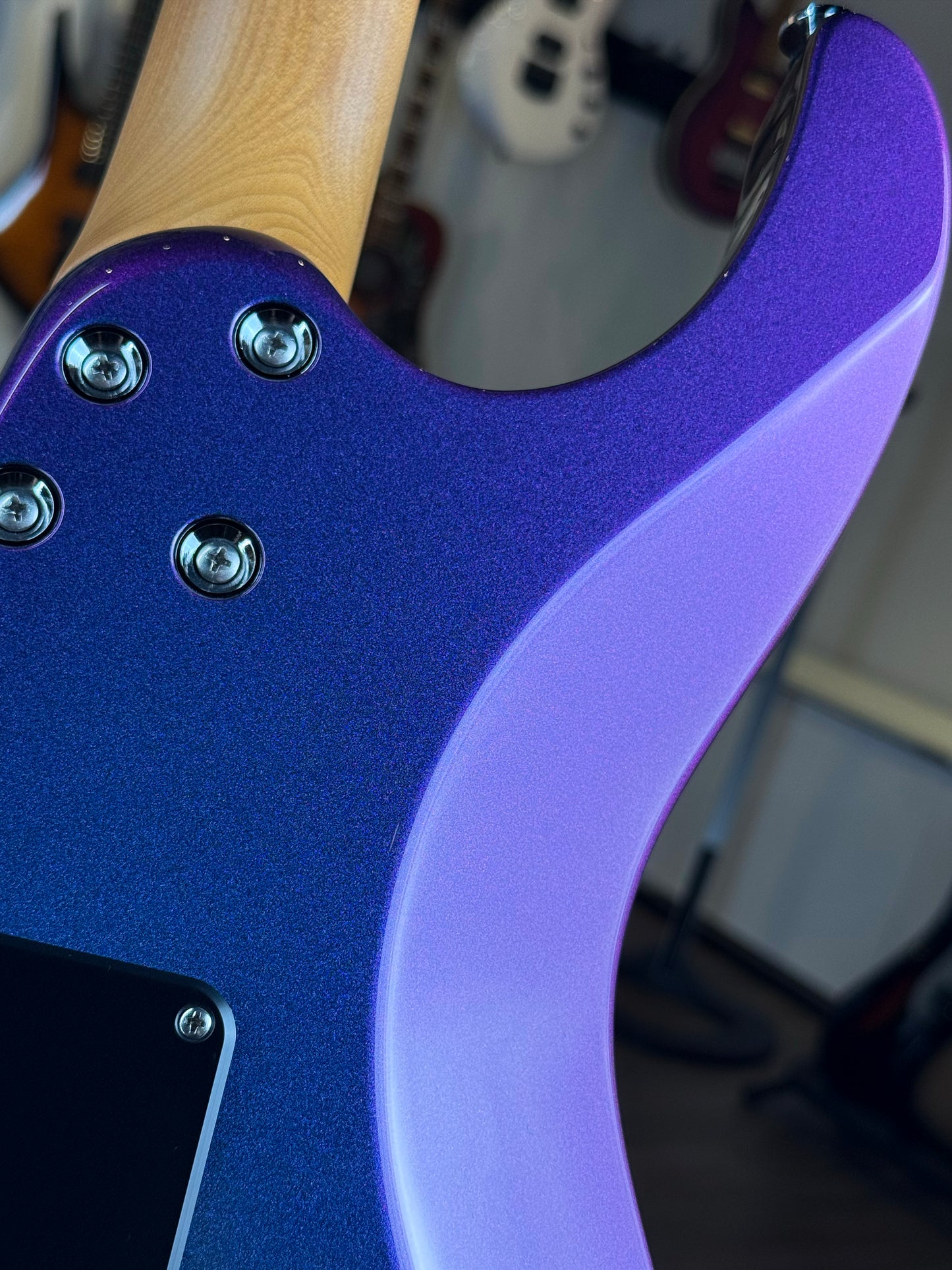 Suhr Modern Custom | Prism