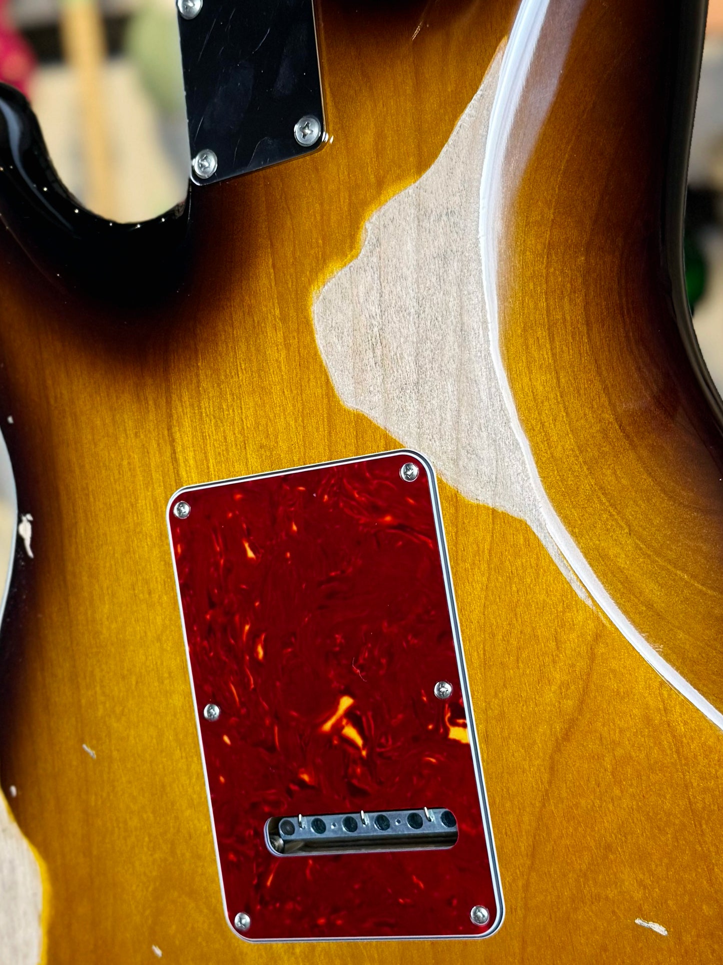 Suhr Ian Thornley Signature Classic S Antique | Roughneck