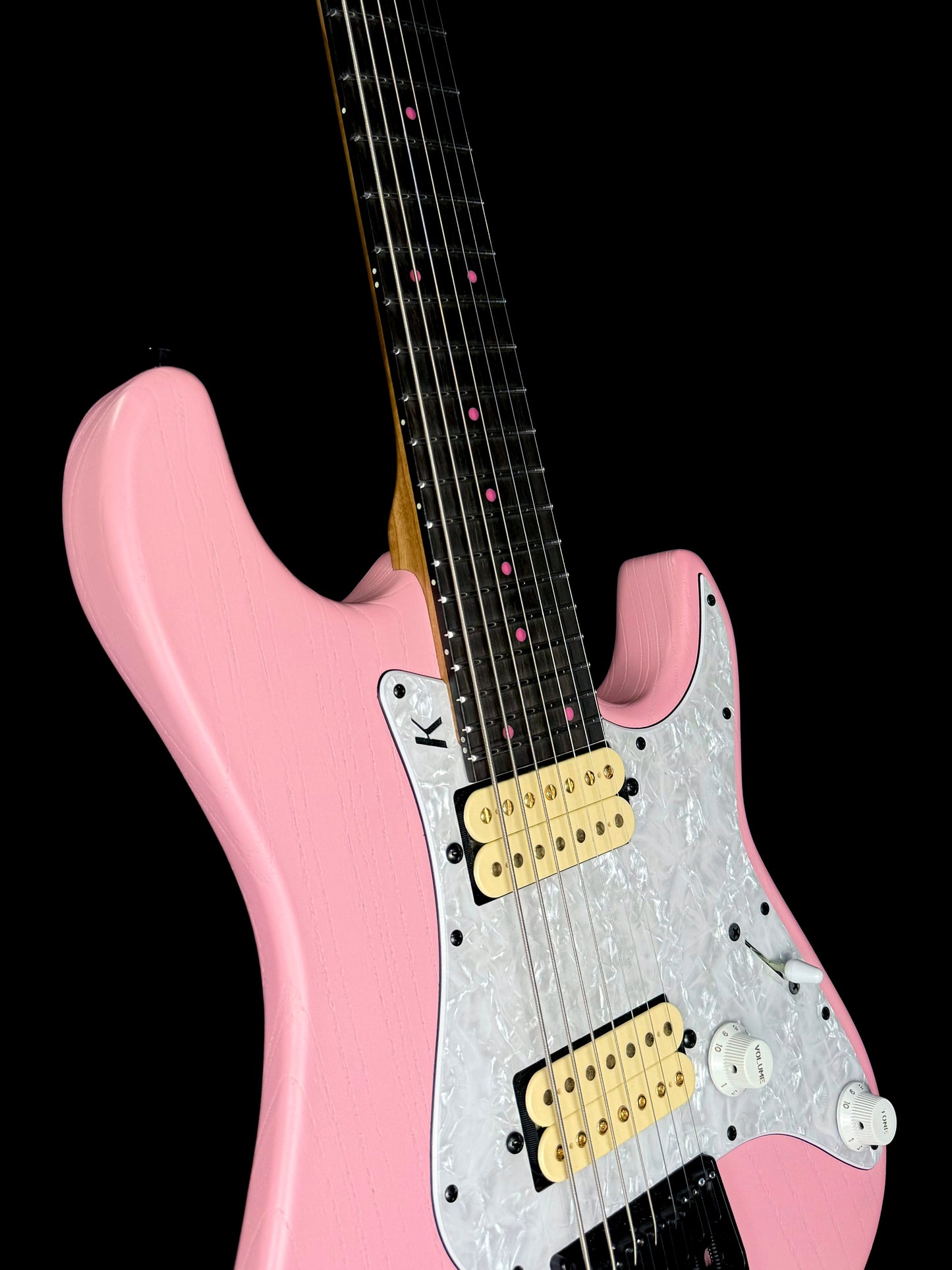 Kiesel Headless Delos 7  | Light Pink Raw Tone Satin