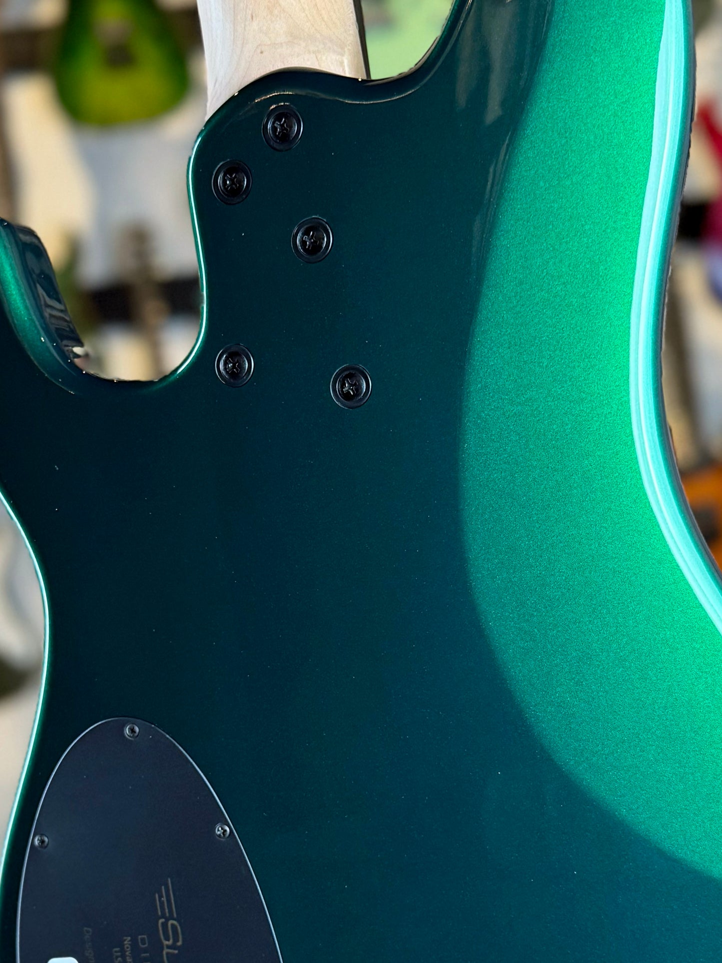 Dingwall Guitars SP1 4 String | Gloss Dark Candy Green