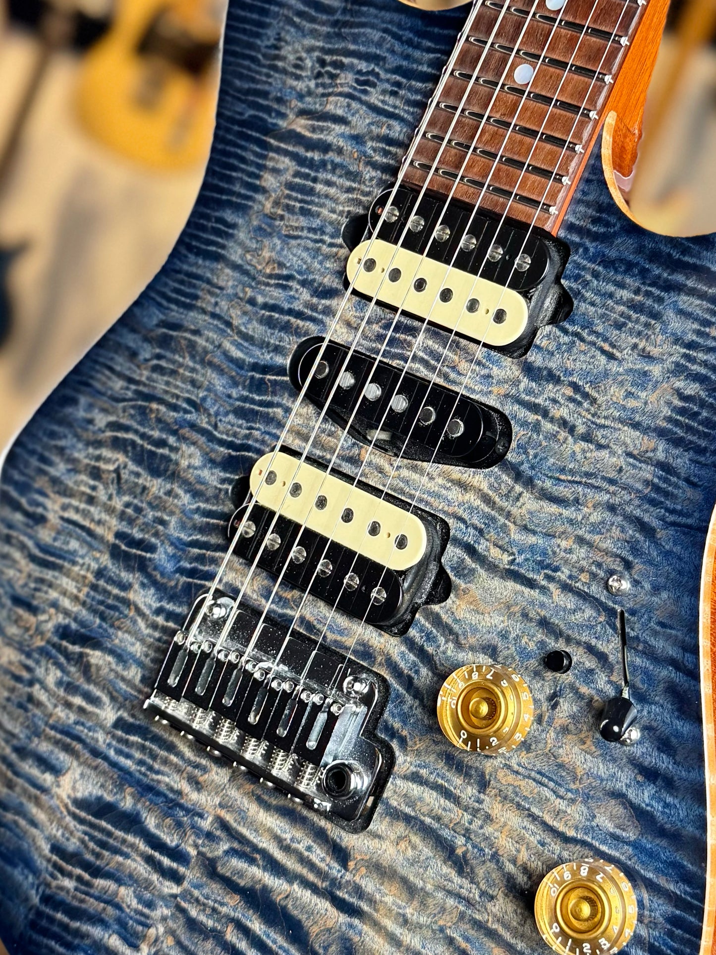 Suhr Guthrie Govan Signature Custom Modern | Faded Trans Whale Blue Burst (Pre-Owned)