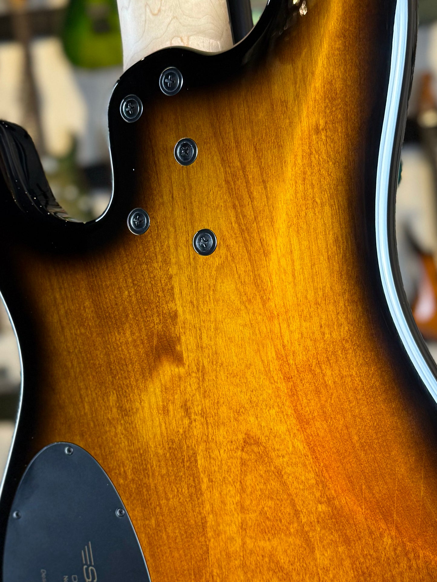 Dingwall Guitars SP1 5 String | Gloss Vintageburst