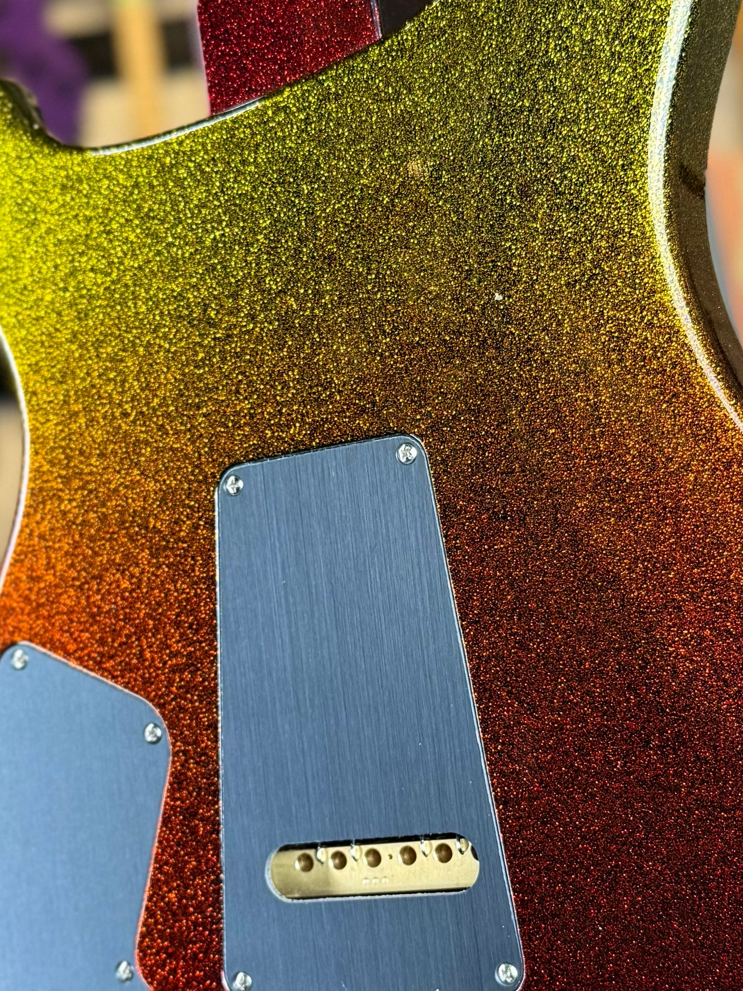 PRS Modern Eagle V Sprayer's Choice | Gold to Red Sparkle Fade