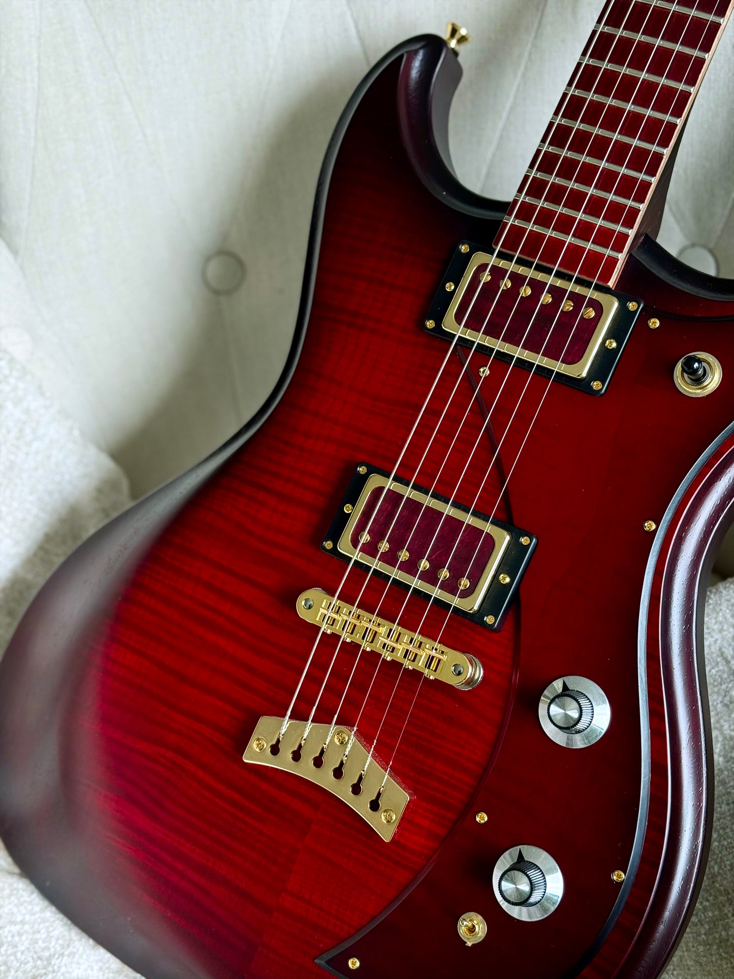 Dunable Gnarwhal USA Custom Shop | Red Burst