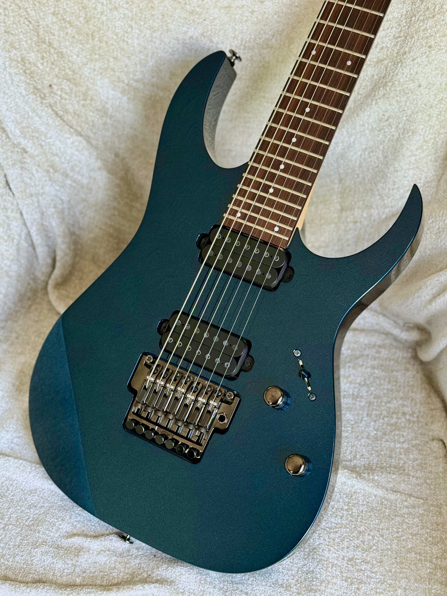 Ibanez RG1527 Prestige | Royal Blue