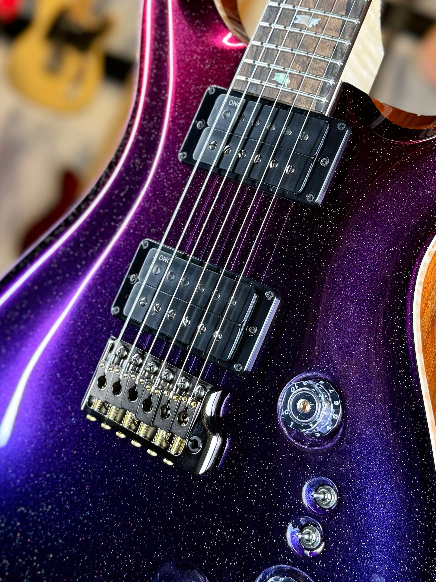 PRS Custom 24-08 Wood Library Sprayer's Choice | Magenta Purple Colorshift/Natural Back