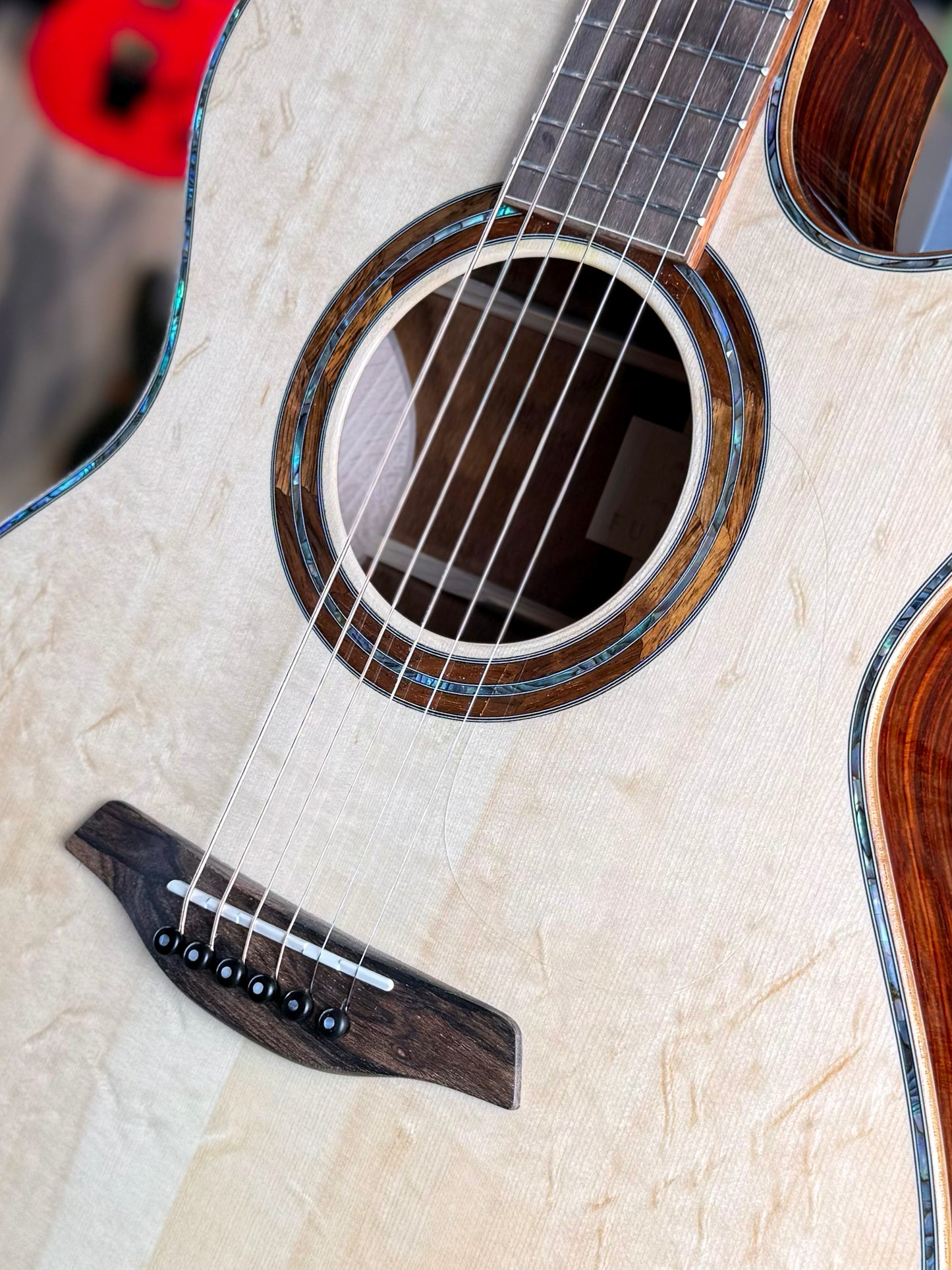 Furch Red Deluxe Gc-Lc Grand Auditorium Cutaway | Alpine Spruce/Cocobolo