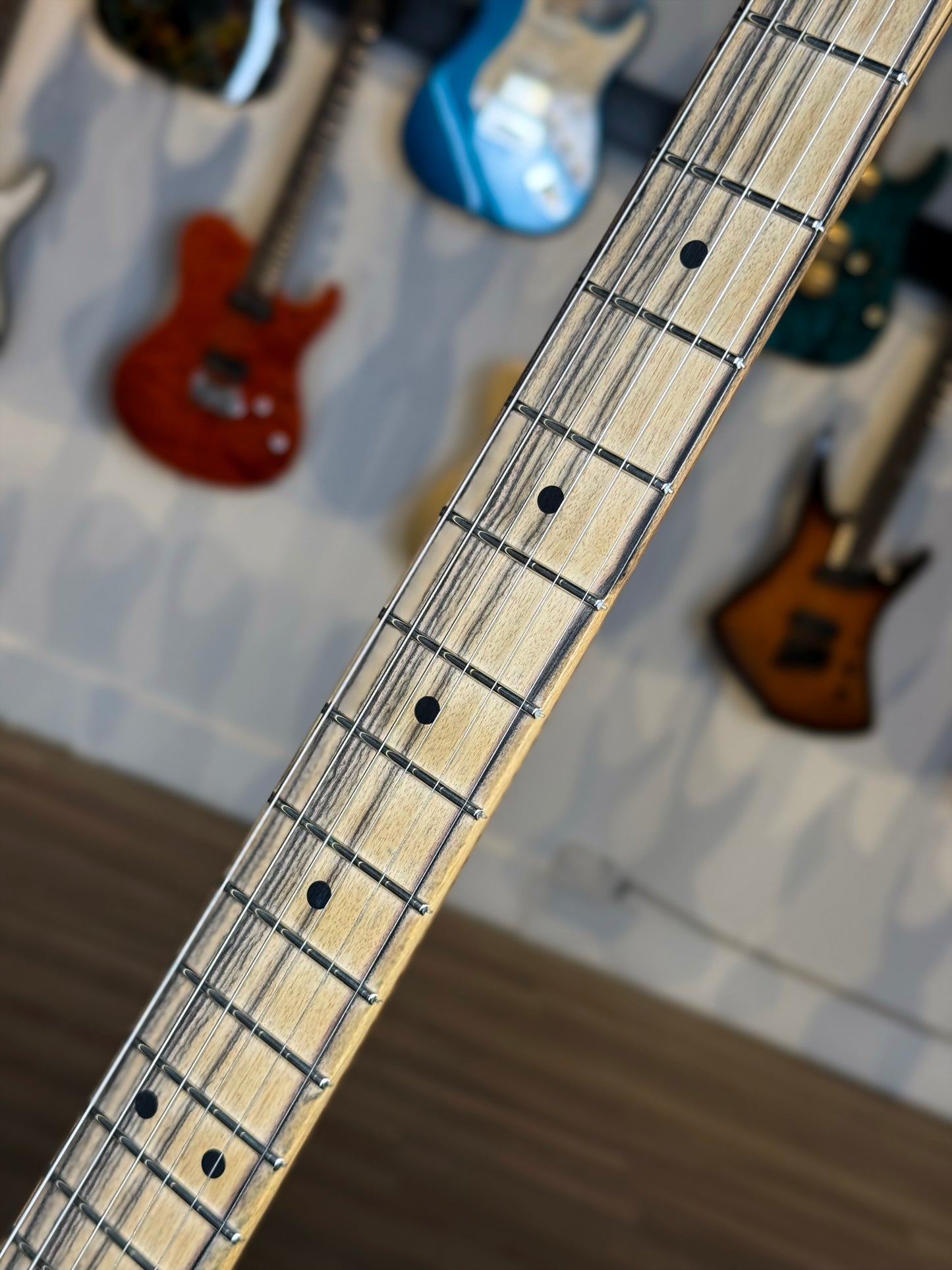 LSL Instruments Saticoy 24 DX HH  | Spalted Maple Charcoal Burst Satin