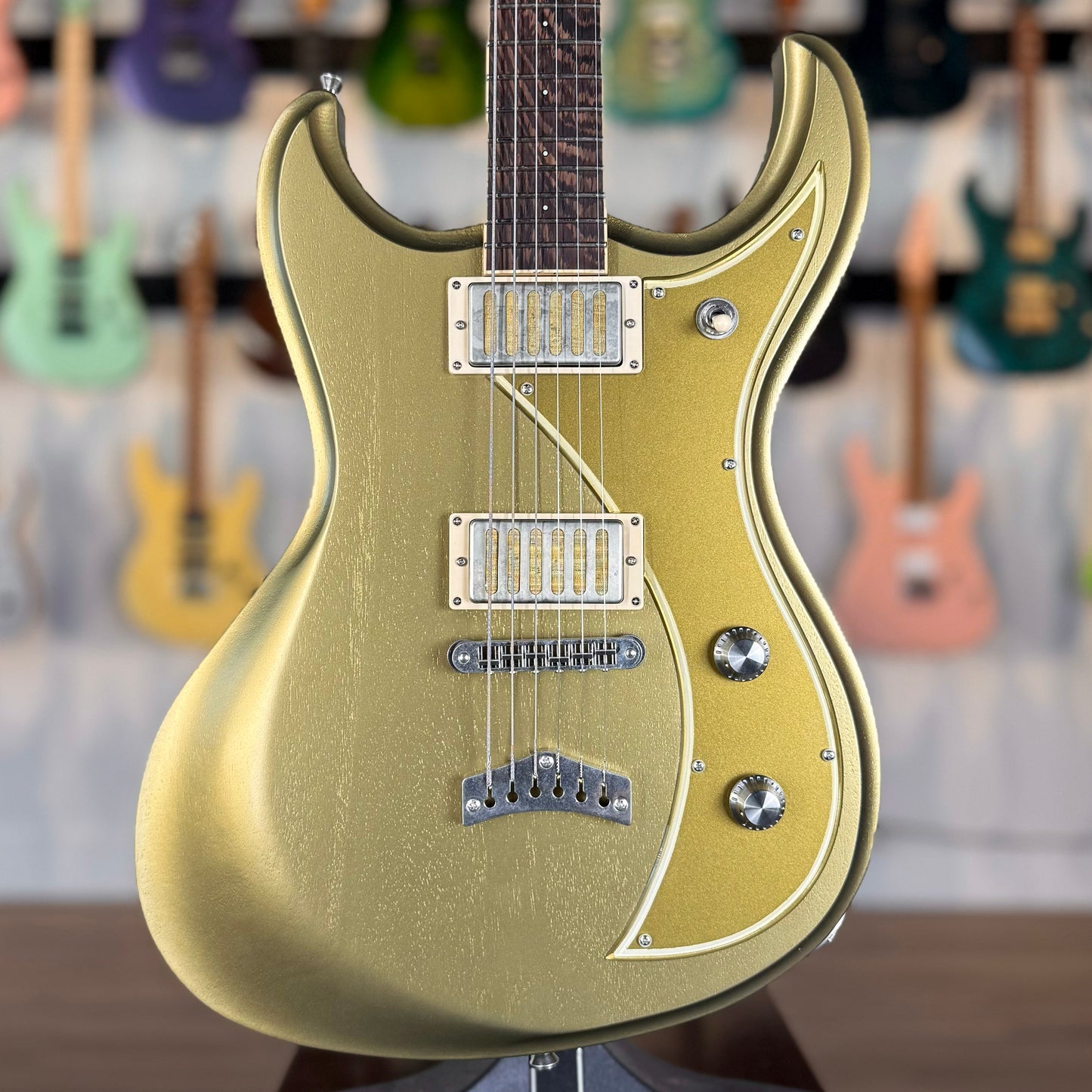 Dunable Gnarwhal USA Custom Shop | Walnut Gold