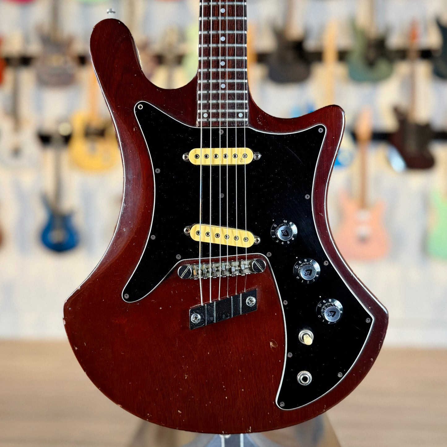 Guild S-60D (1979) | Natural Mahogany