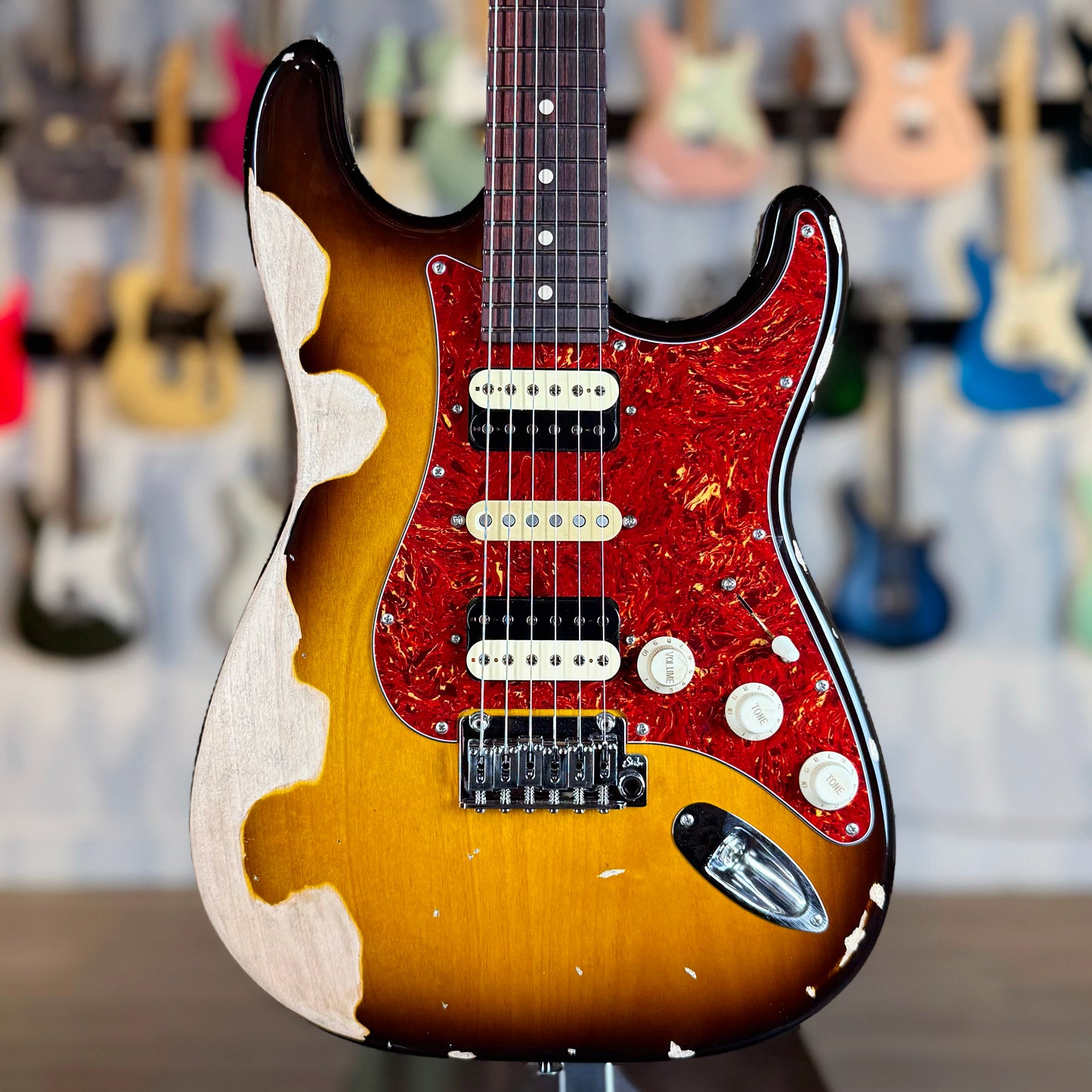 Suhr Ian Thornley Signature Classic S Antique | Roughneck