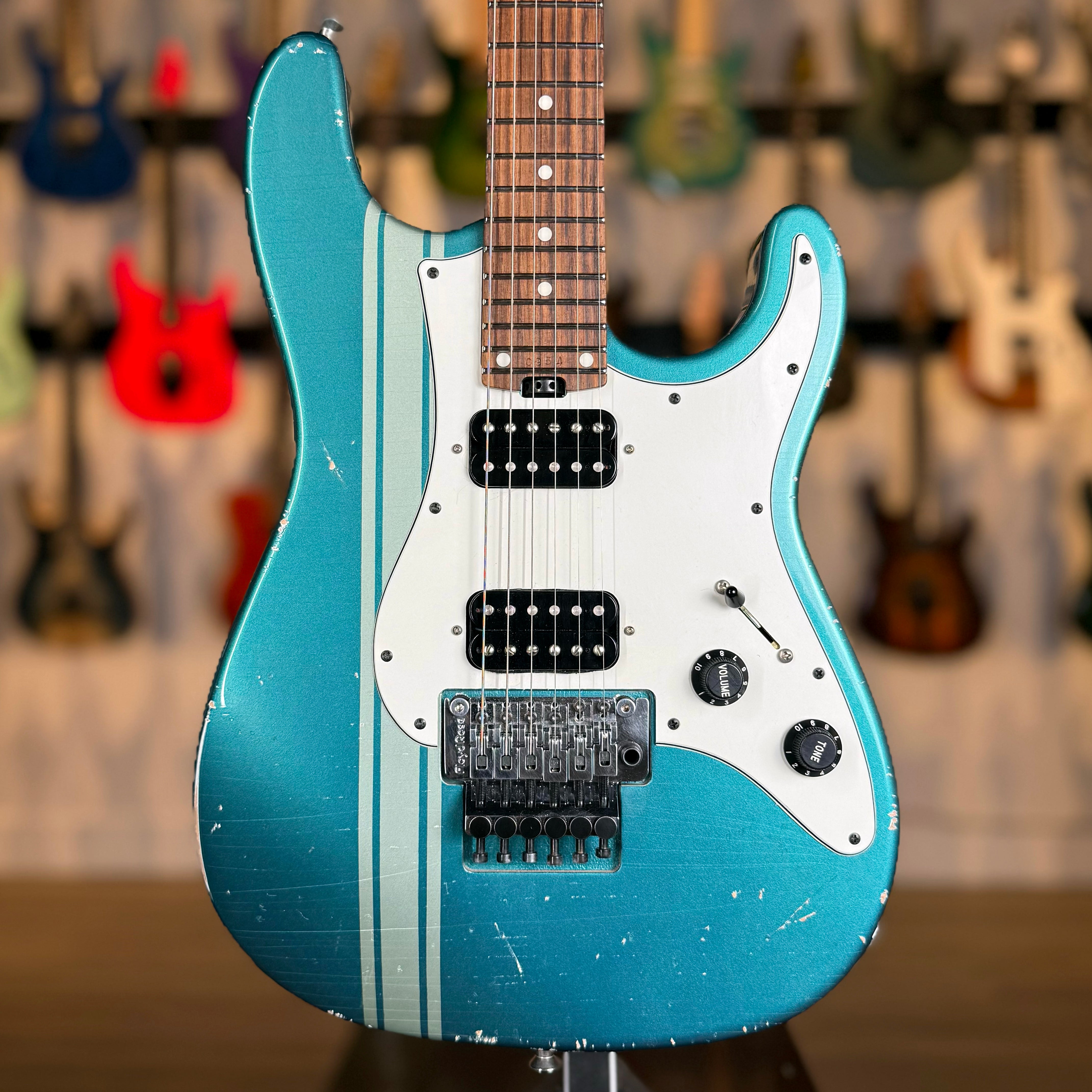 Iconic Guitars – The Vibrato Bar