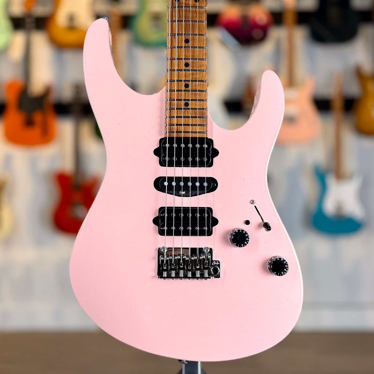 Suhr Modern Antique Limited Edition | Shell Pink