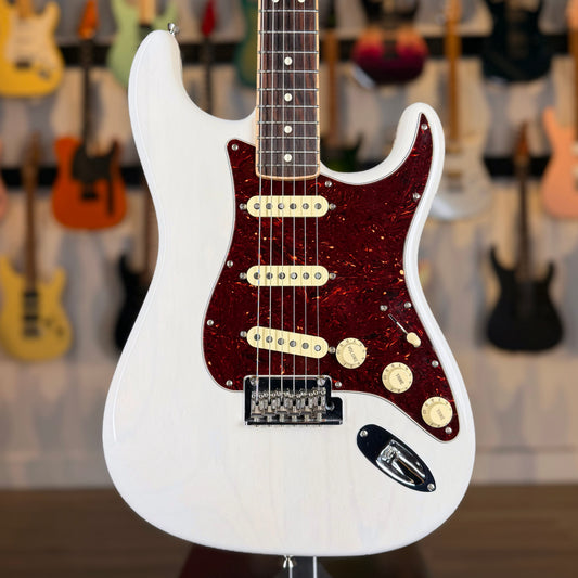 Fender Limited Edition Channel-Bound American Professional Stratocaster  | White Blonde