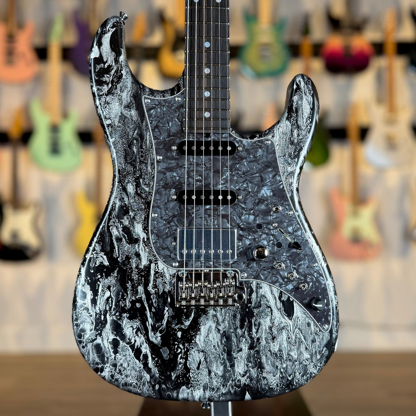 James Tyler Guitars Studio Elite | Black Schmear (Vibrato Spec)
