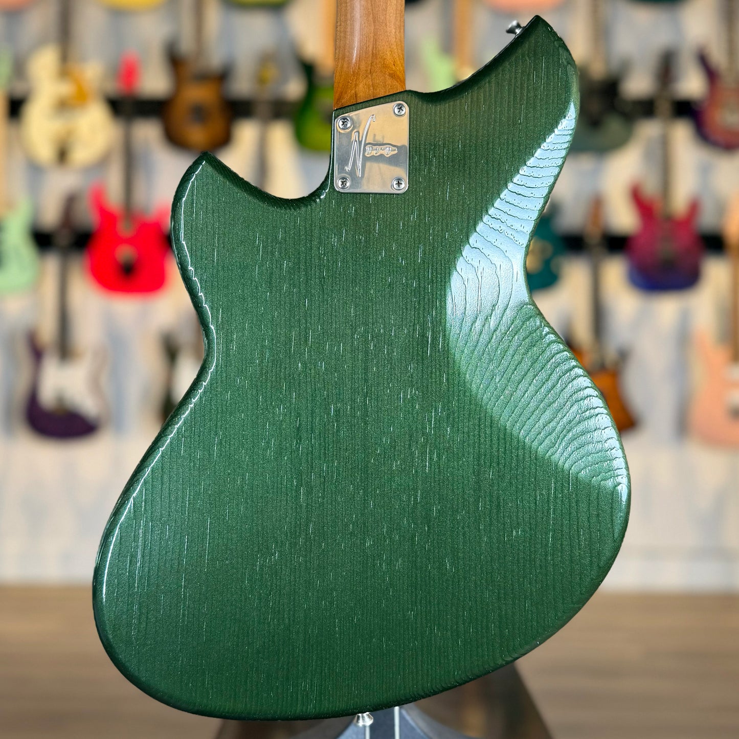 Novo Guitars Serus J Custom | Cadillac Green