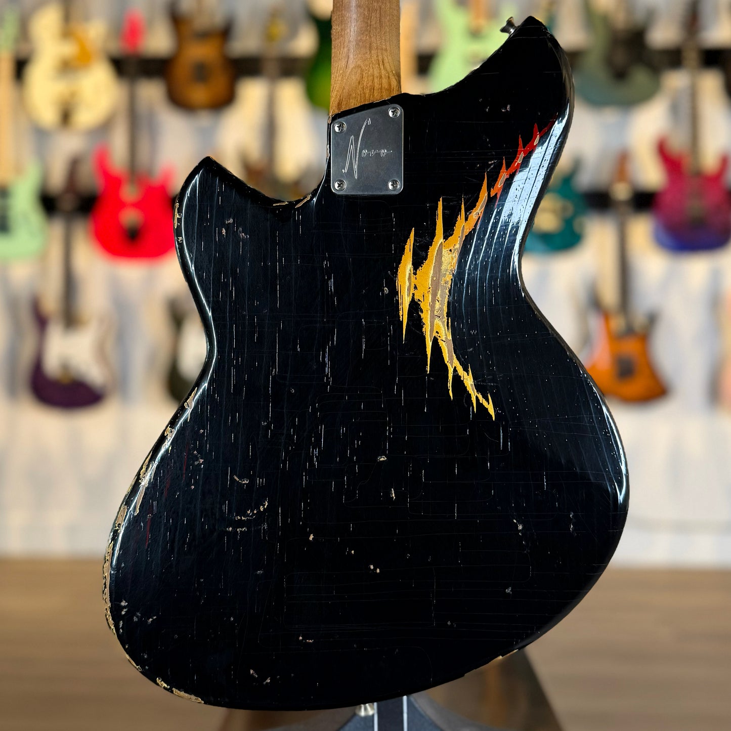 Novo Guitars Serus J NAMM 2026 Dealer Limited Edition | Bull Black over '64 3-Tone Burst