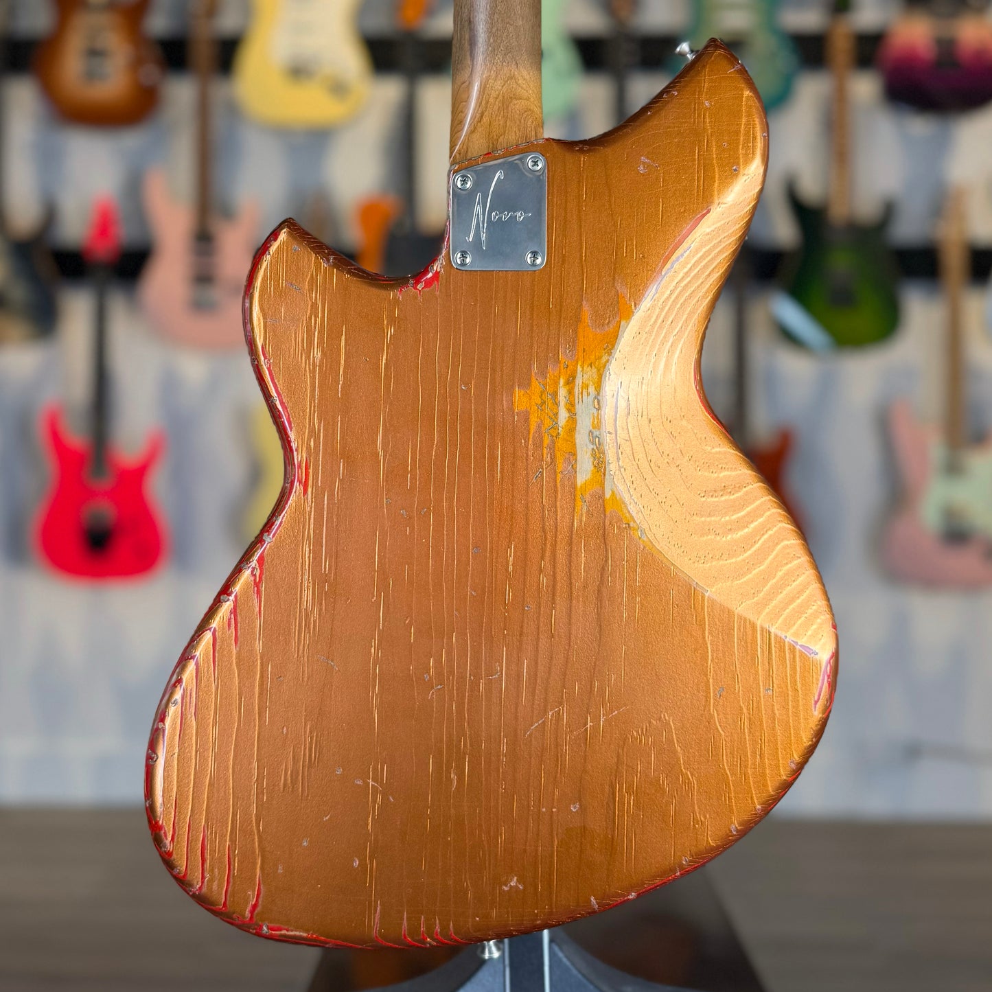 Novo Guitars Serus J Custom | Aztec Gold Over Cherry Burst