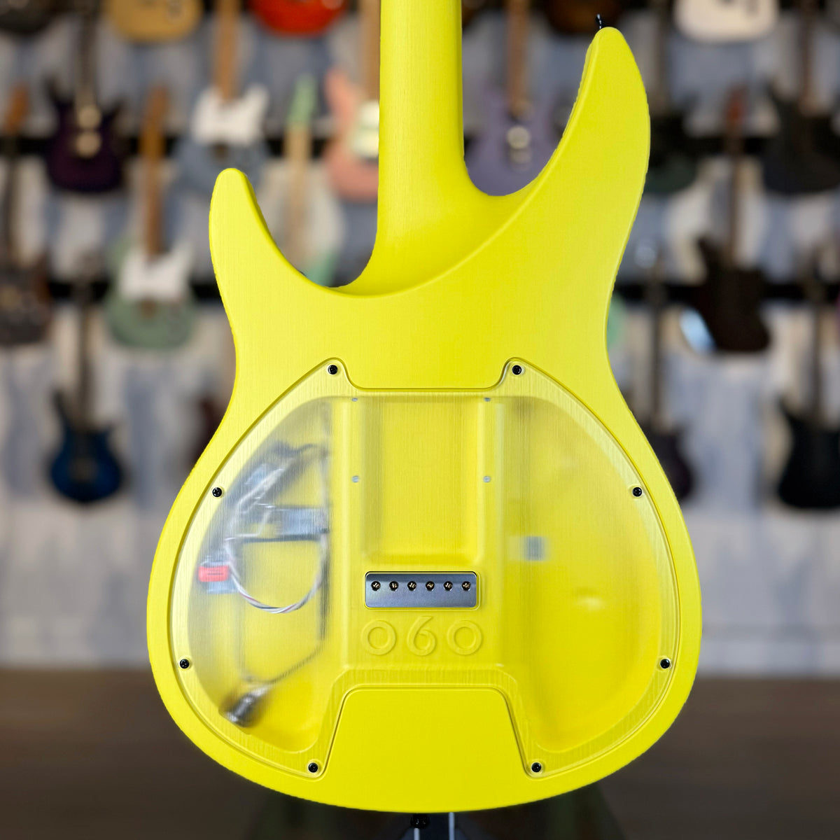 Aristides 060R | R Yellow