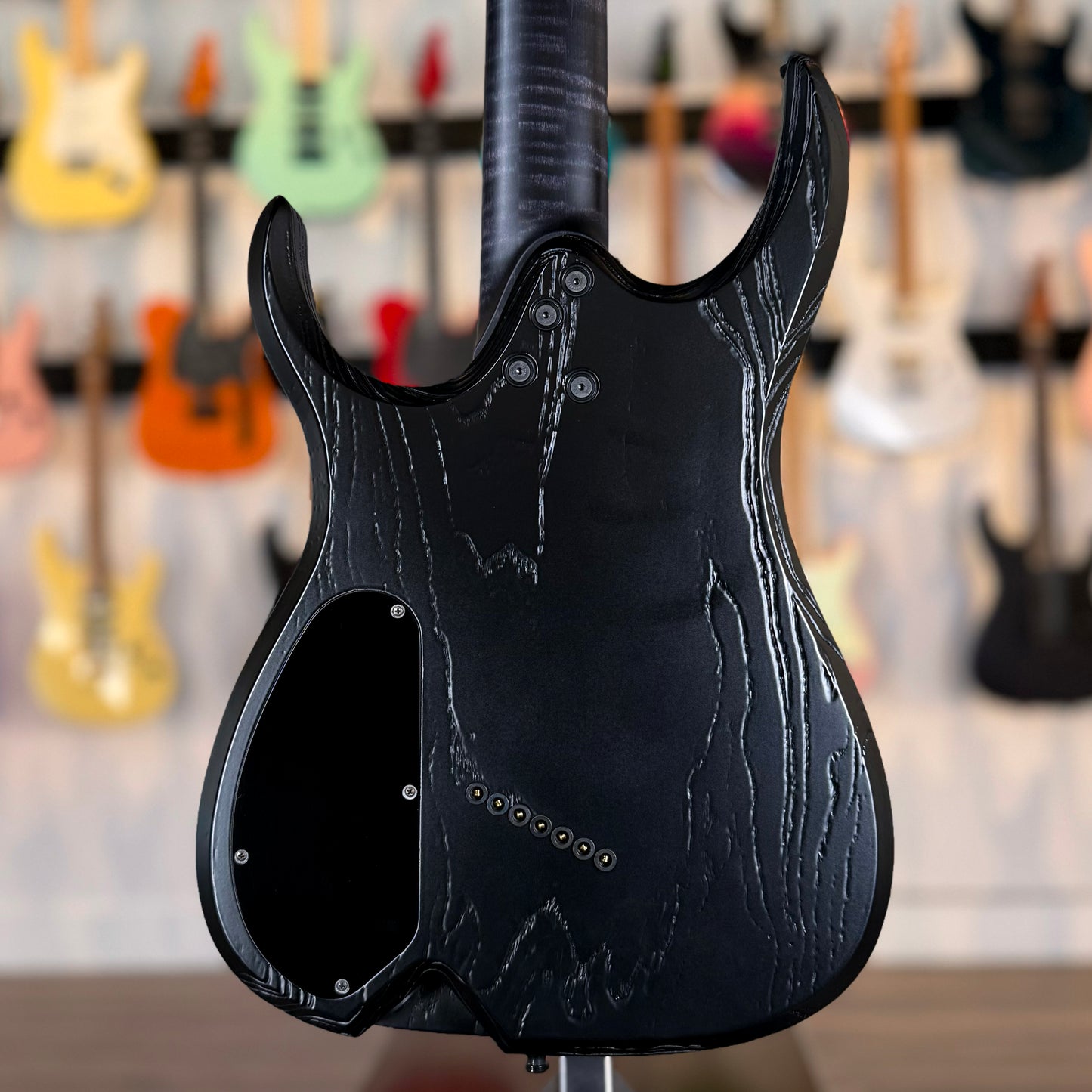 Ormsby Hypemachine Factory Custom #046 | Black