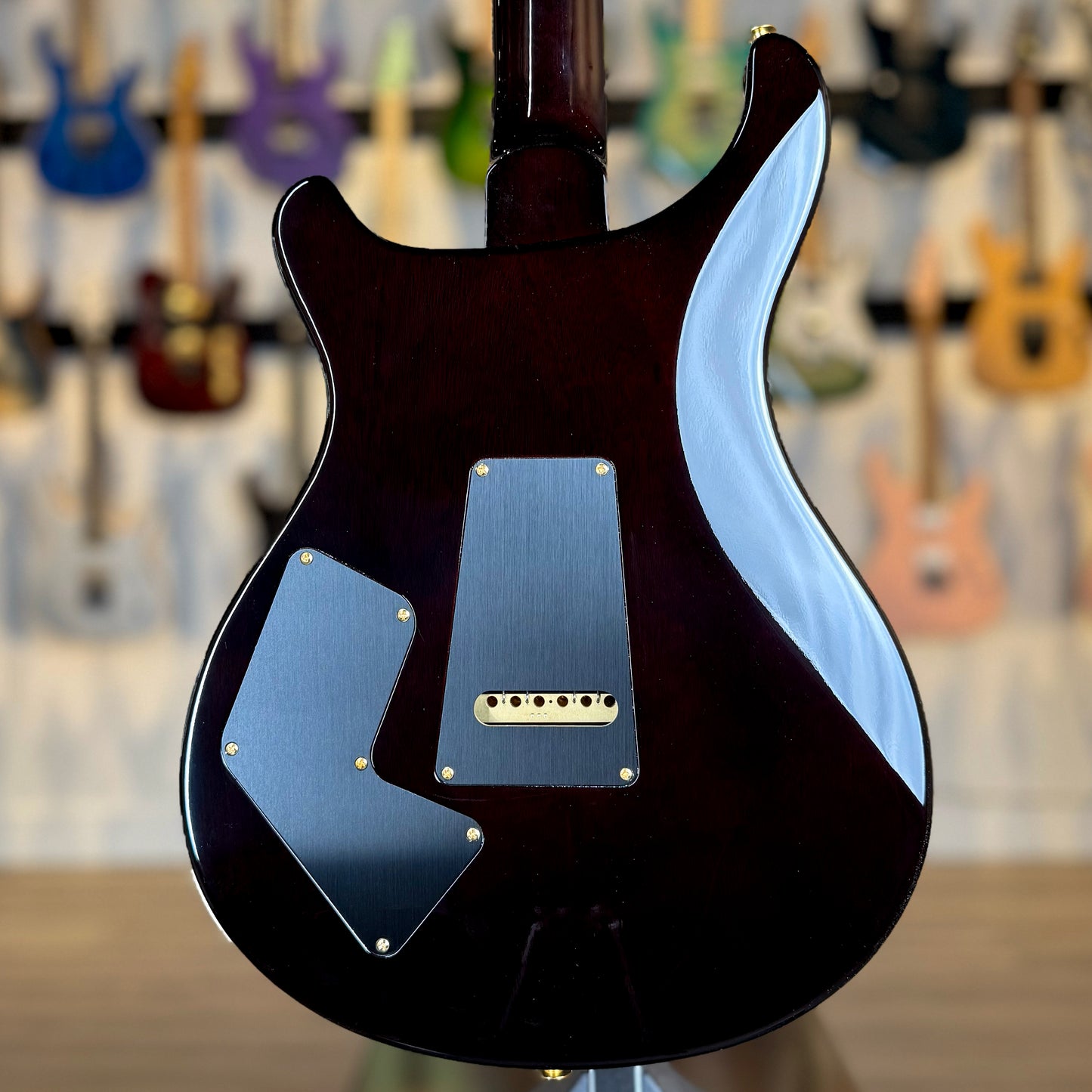 PRS Modern Eagle V "10 Top" | Black Gold Wraparound Burst