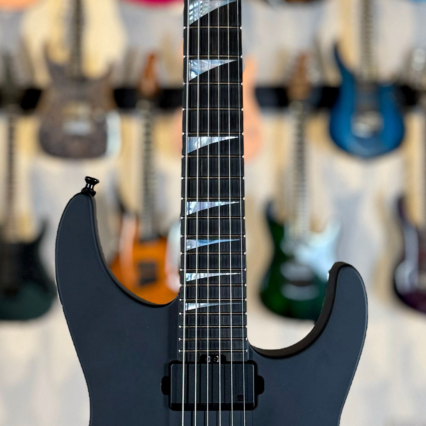 Jackson American Series Soloist SL2MG | Satin Black w/ Seymour Duncan MortalCoils
