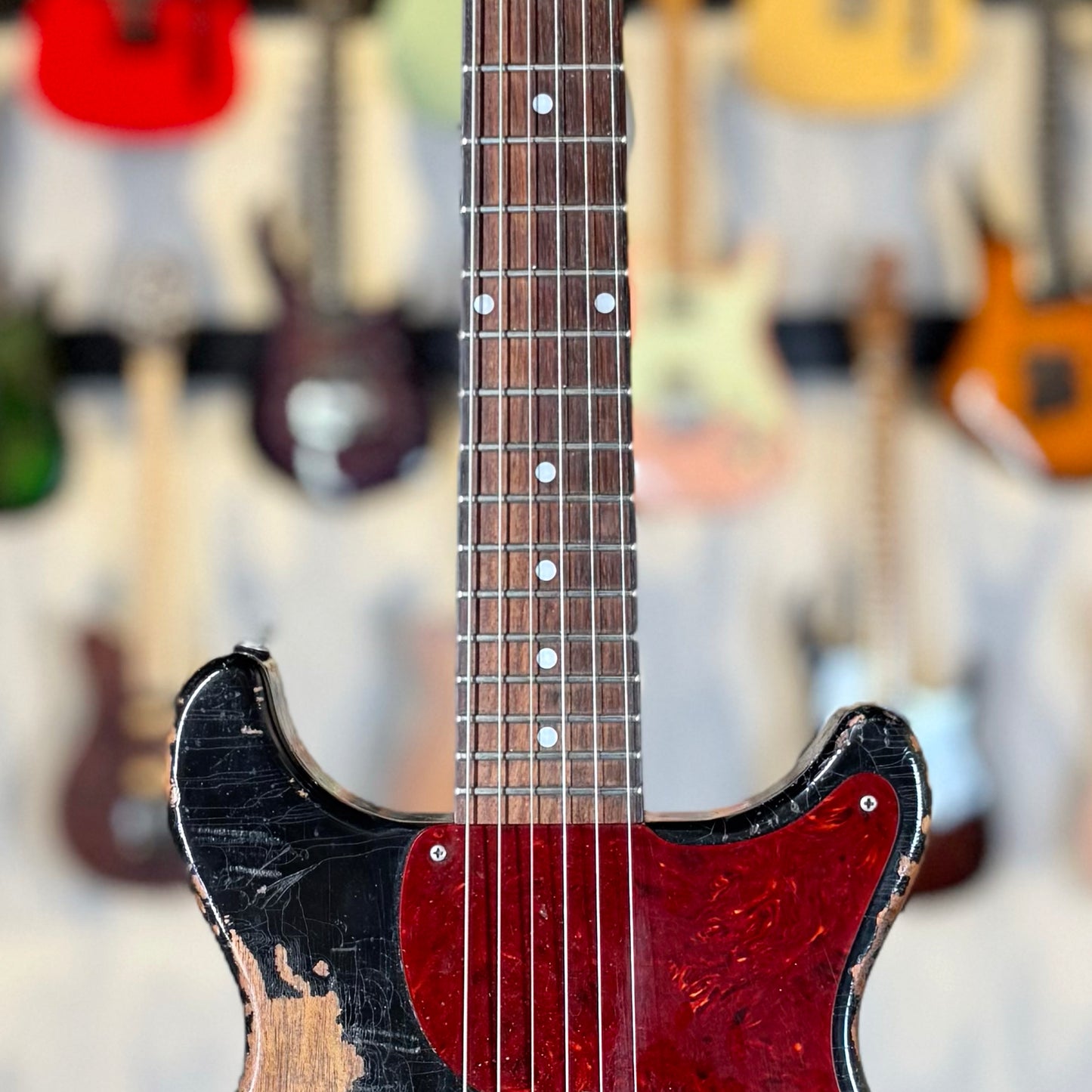 Rock N Roll Relics Thunders | Black (Pre-Owned)