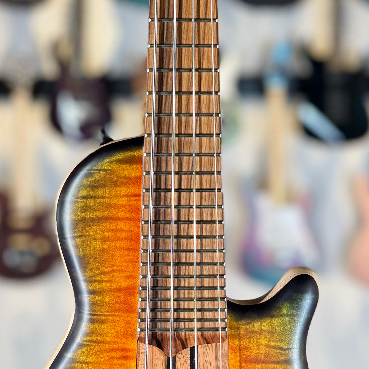 Mayones Cali 4 | Amber Olive Burst Custom Color