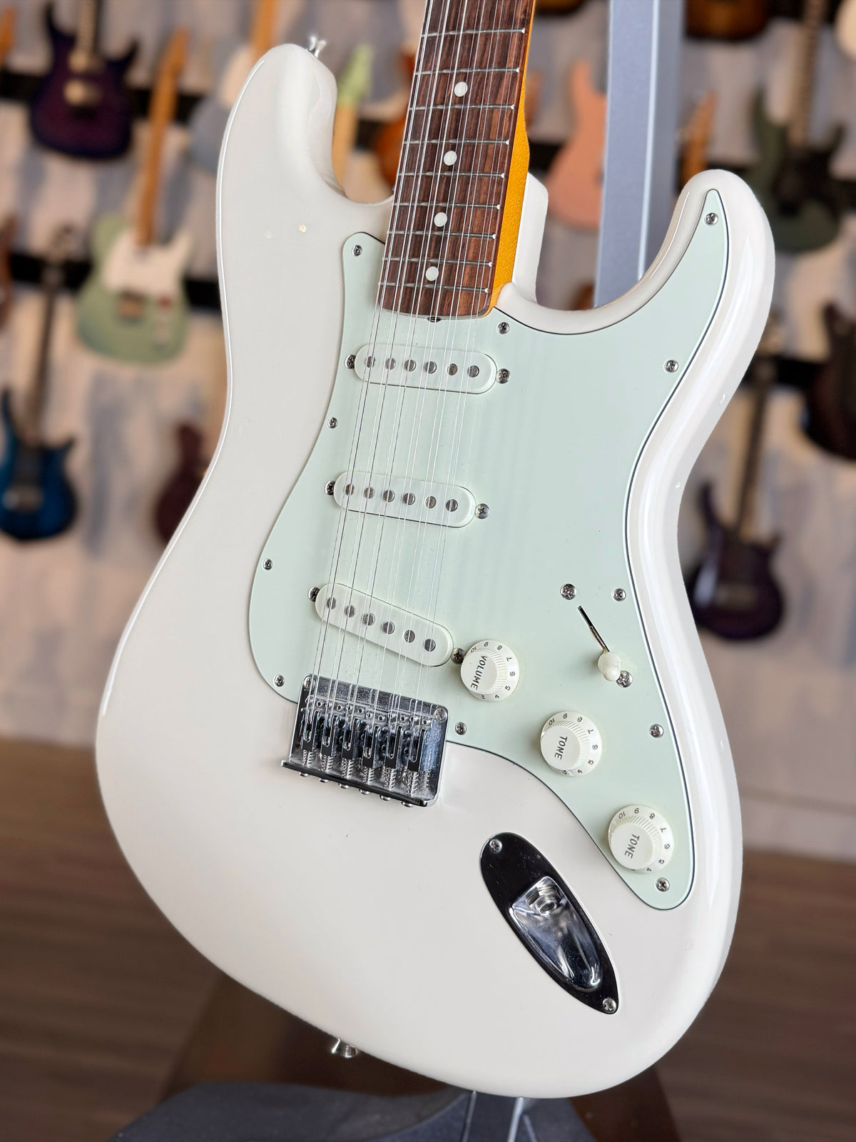 Fender FSR Traditional Stratocaster XII 12-String | Olympic White