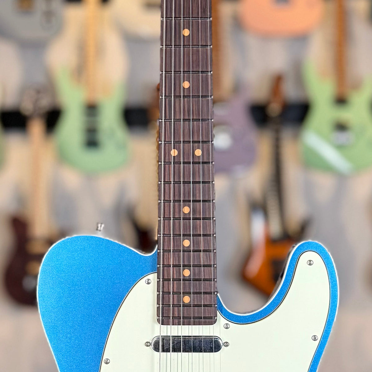 Fender American Ultra Luxe Vintage ’60s Telecaster Custom | Lake Placid Blue