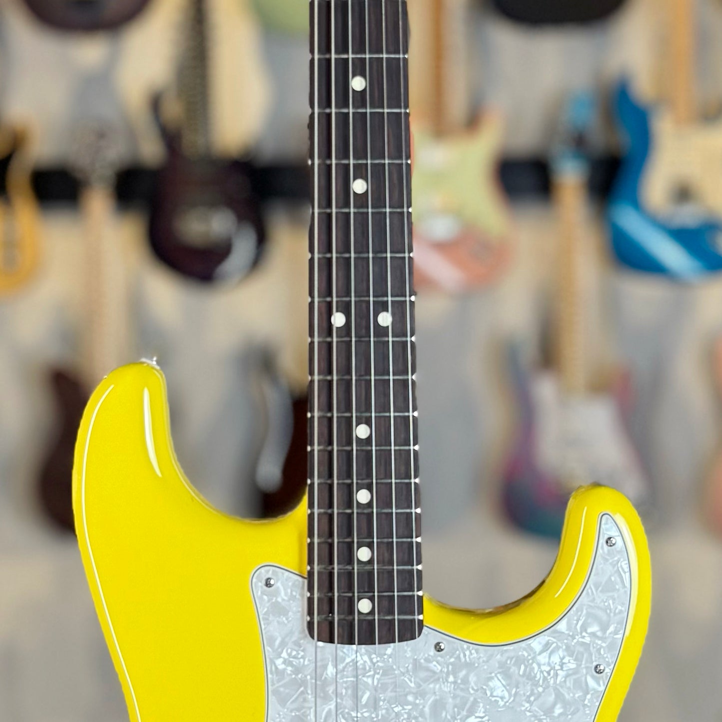 Fender Limited Edition Tom DeLonge Stratocaster | Graffiti Yellow