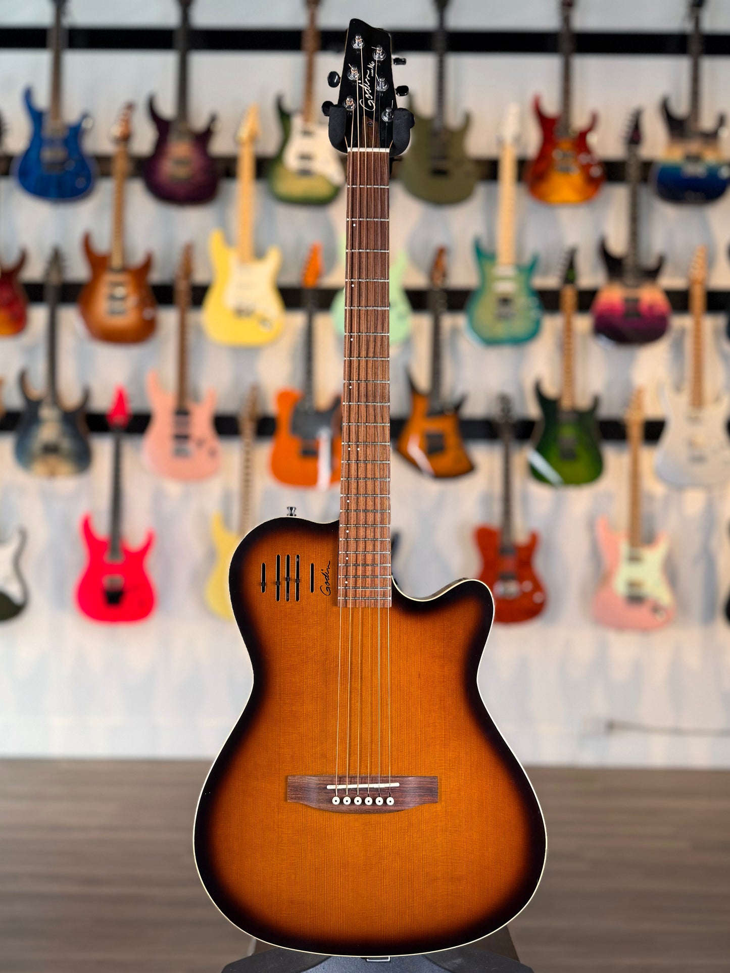 Godin A6 Acoustic/Electric | Cognac Burst