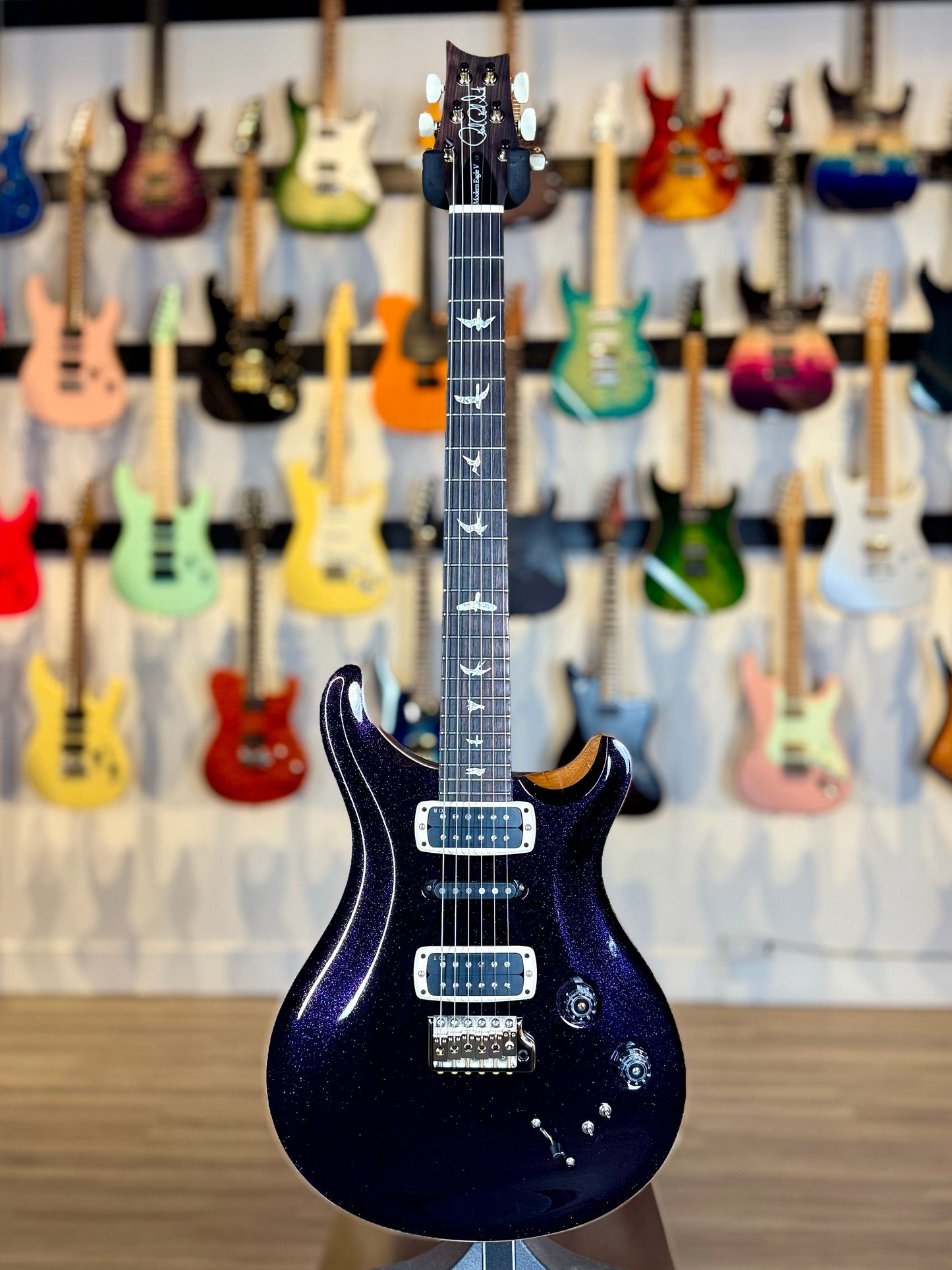 PRS Modern Eagle V Sprayer's Choice | Purple Sparkle/Natural Back