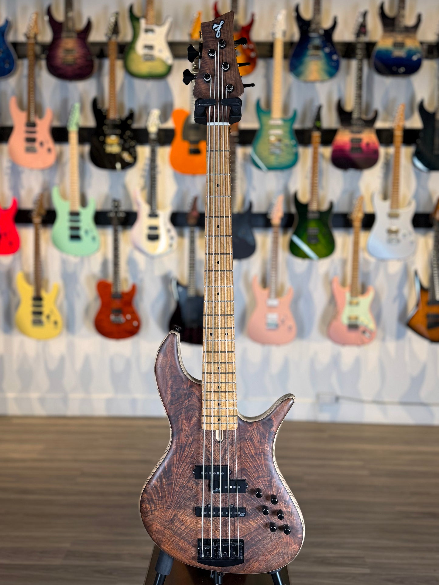 F Bass VF Series Custom Shop 5 String | Walnut