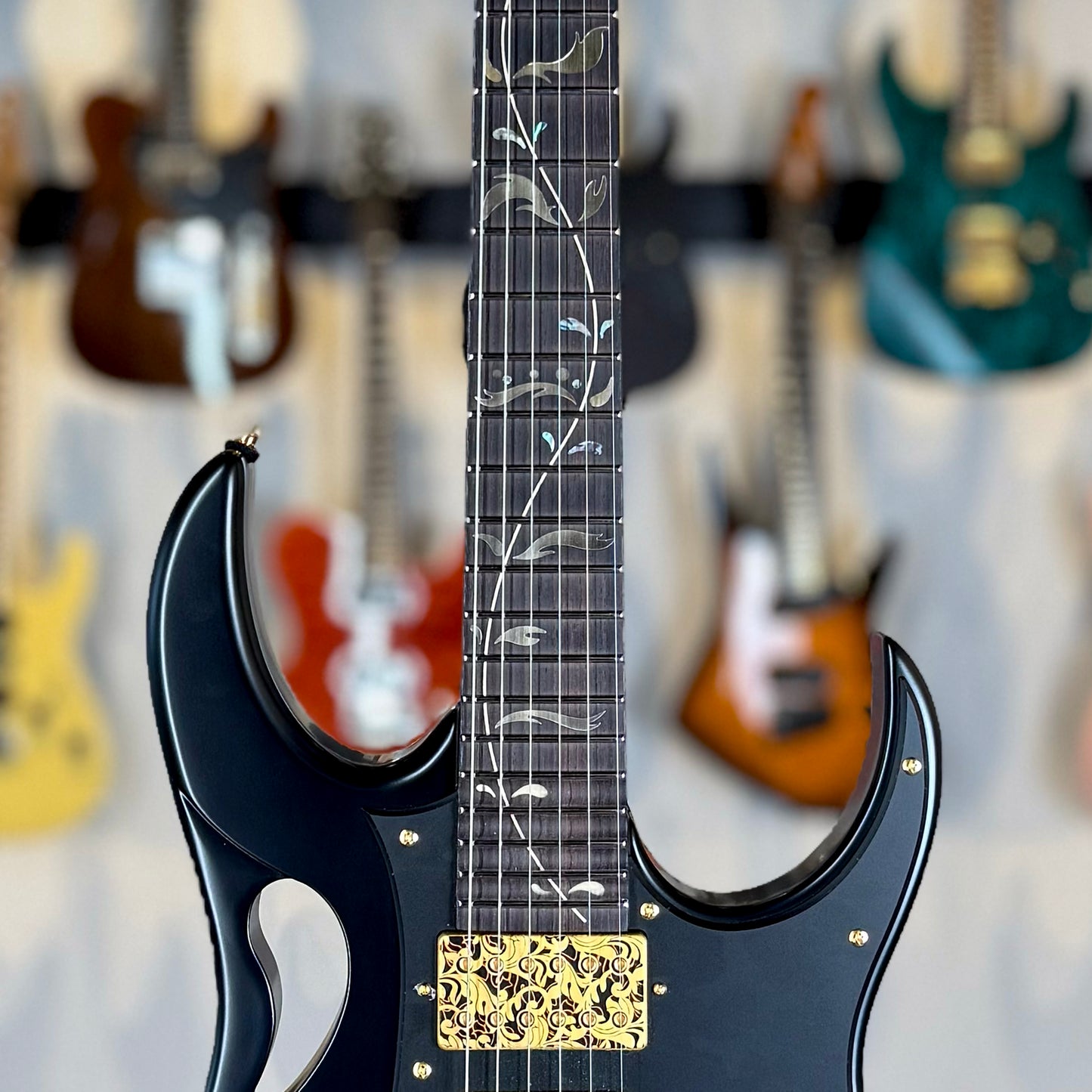 Ibanez PIA3761 | Onyx Black