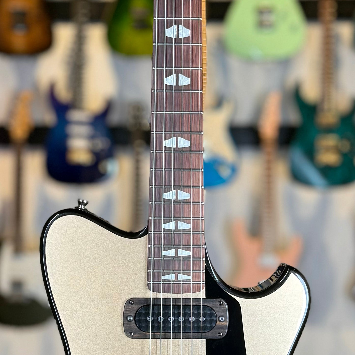 Powers Electric A-Type | Casablanca Beige Metallic/Black Metallic Back