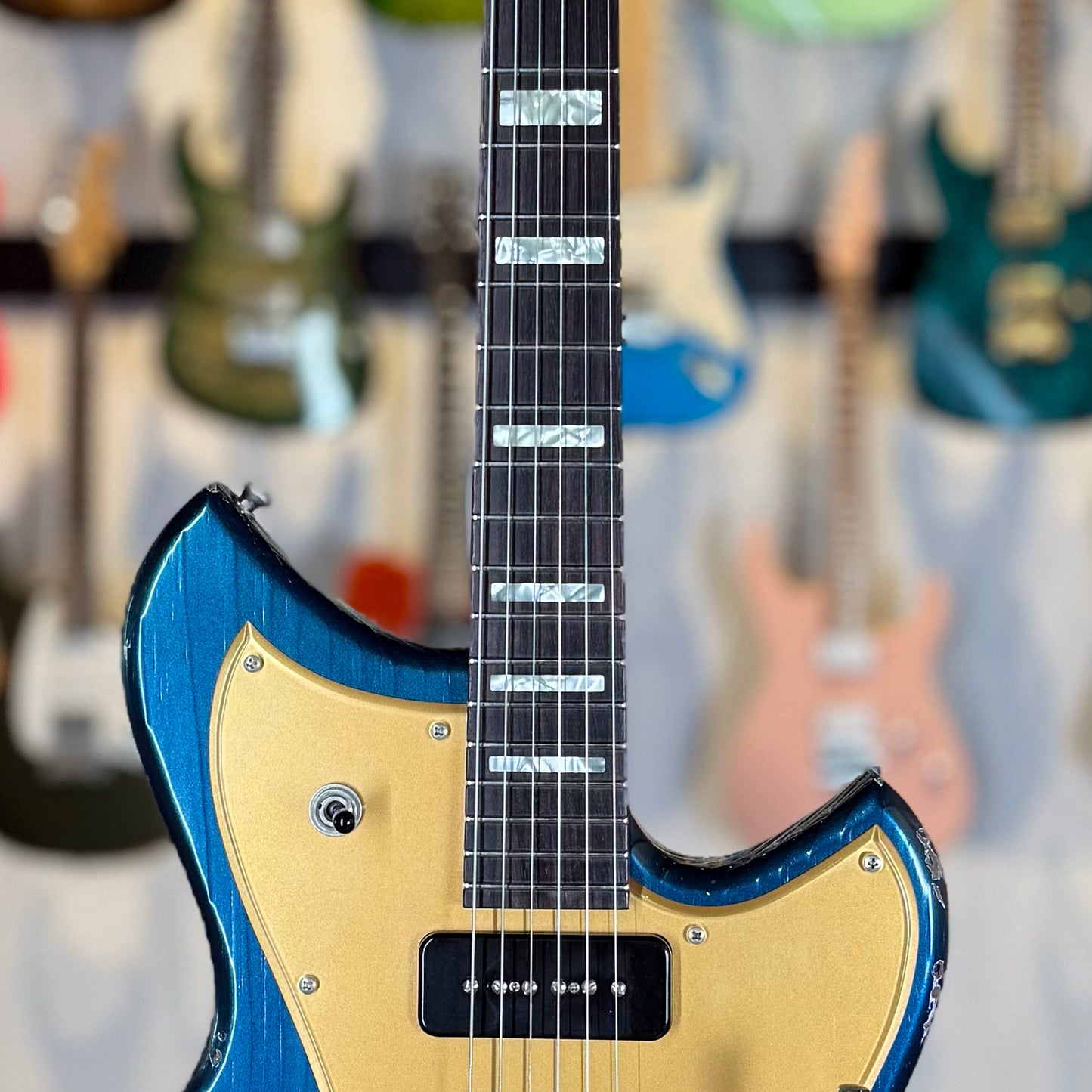 Novo Guitars Serus J Custom | Lake Como Blue