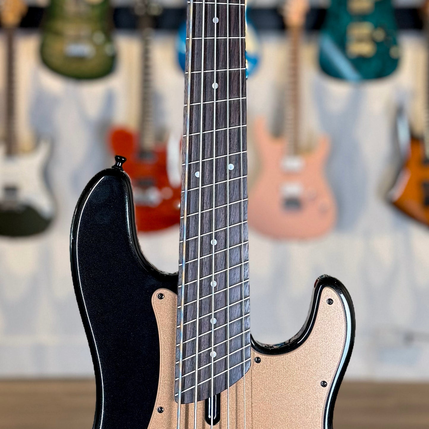 Dingwall Guitars SP1 5 String | Gloss Metallic Black