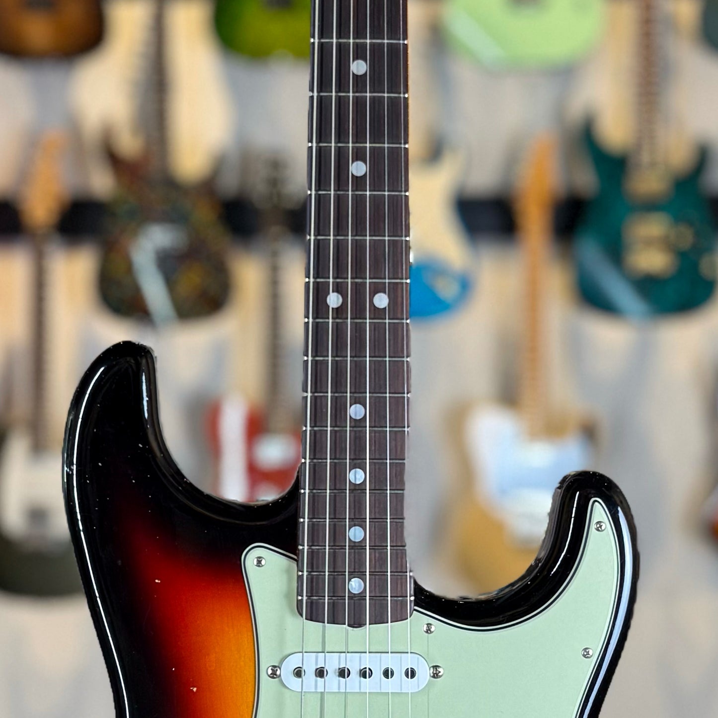 Fender Custom Shop 1965 Stratocaster Journeyman Relic | 3-Color Sunburst