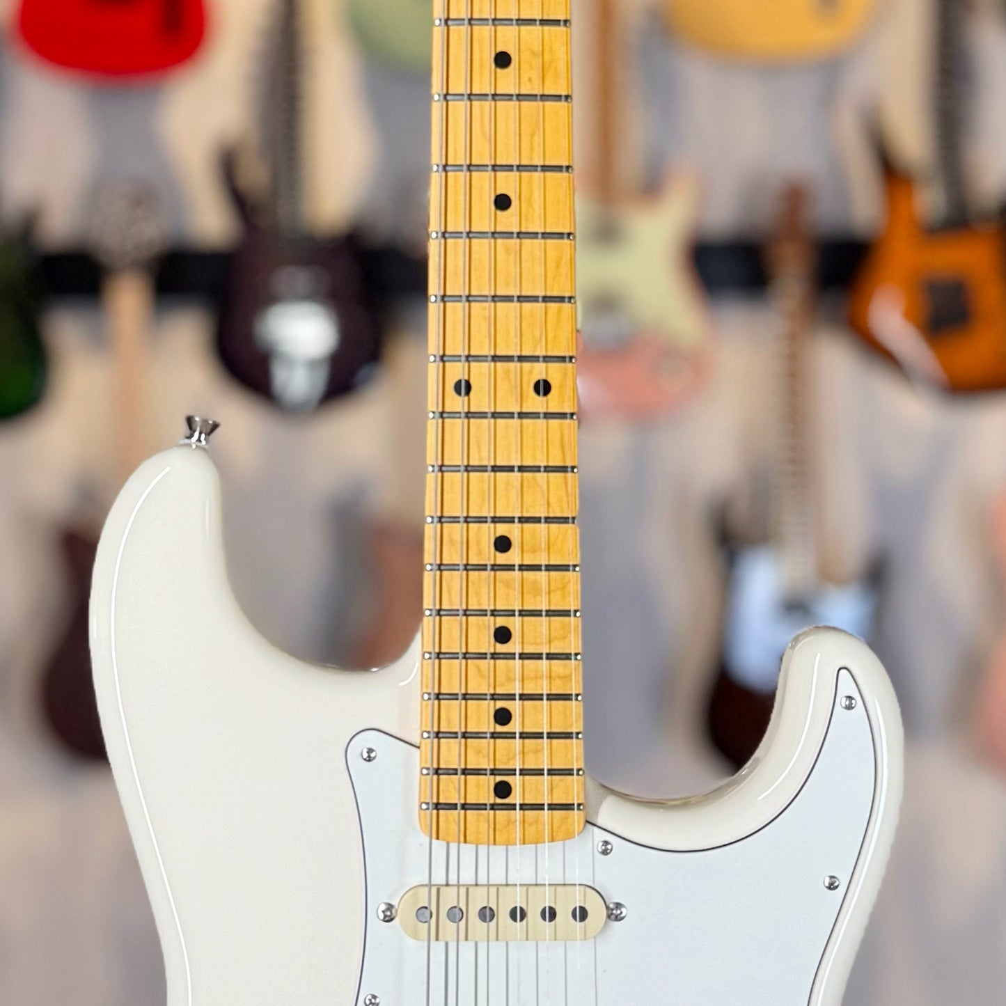 Fender Made in Japan JV Modified '60s Stratocaster | Olympic White