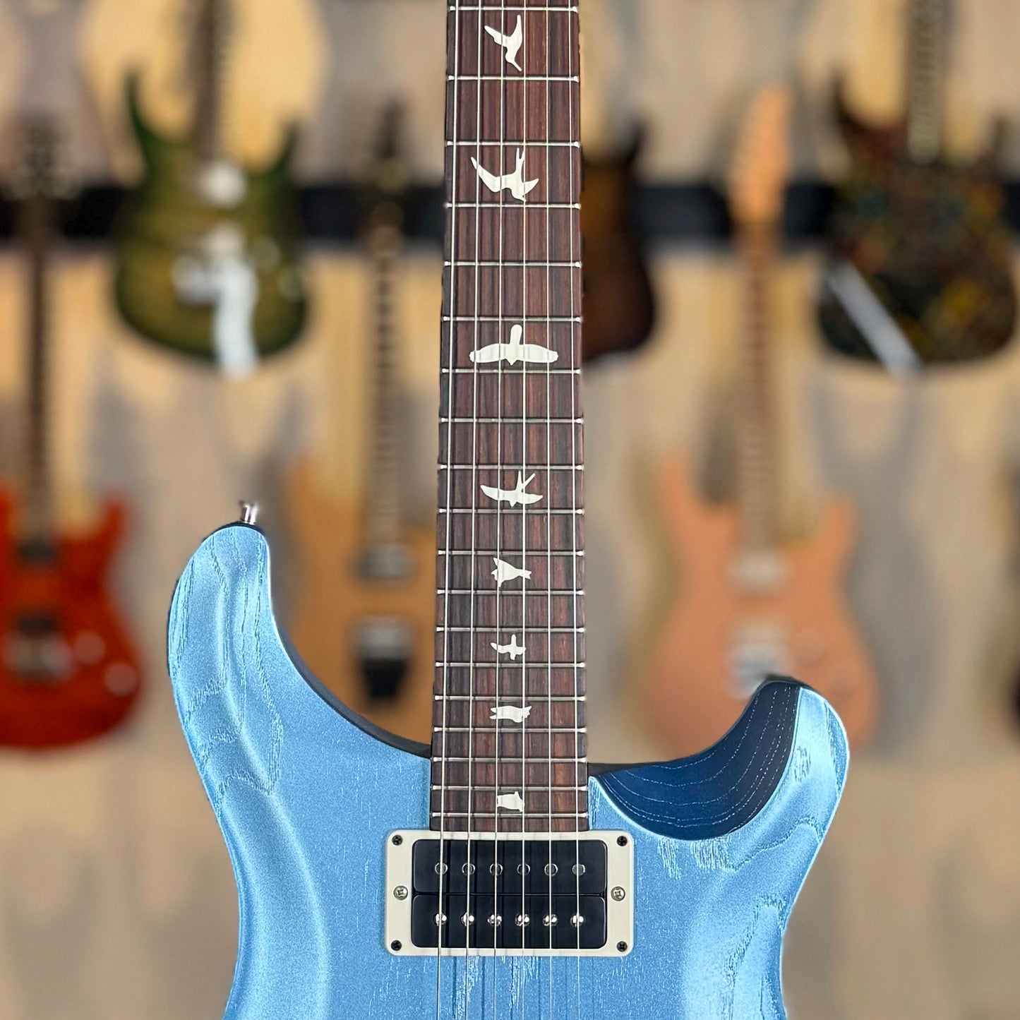 PRS CE 24-08 Swamp Ash Limited Edition | Frost Blue Metallic