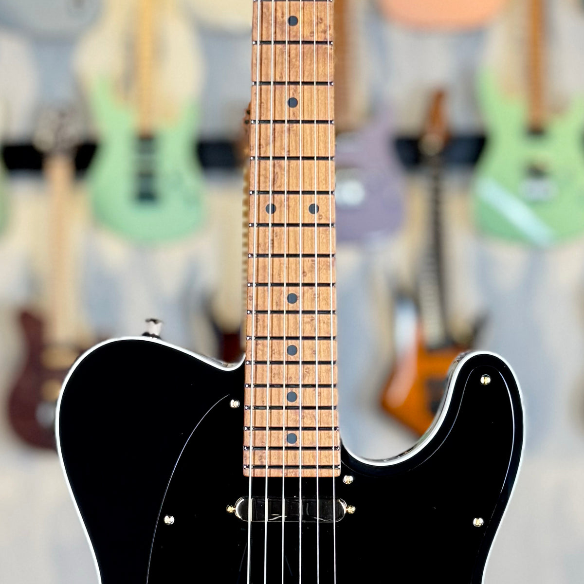 Suhr Mateus Asato Classic T Signature Series | Black