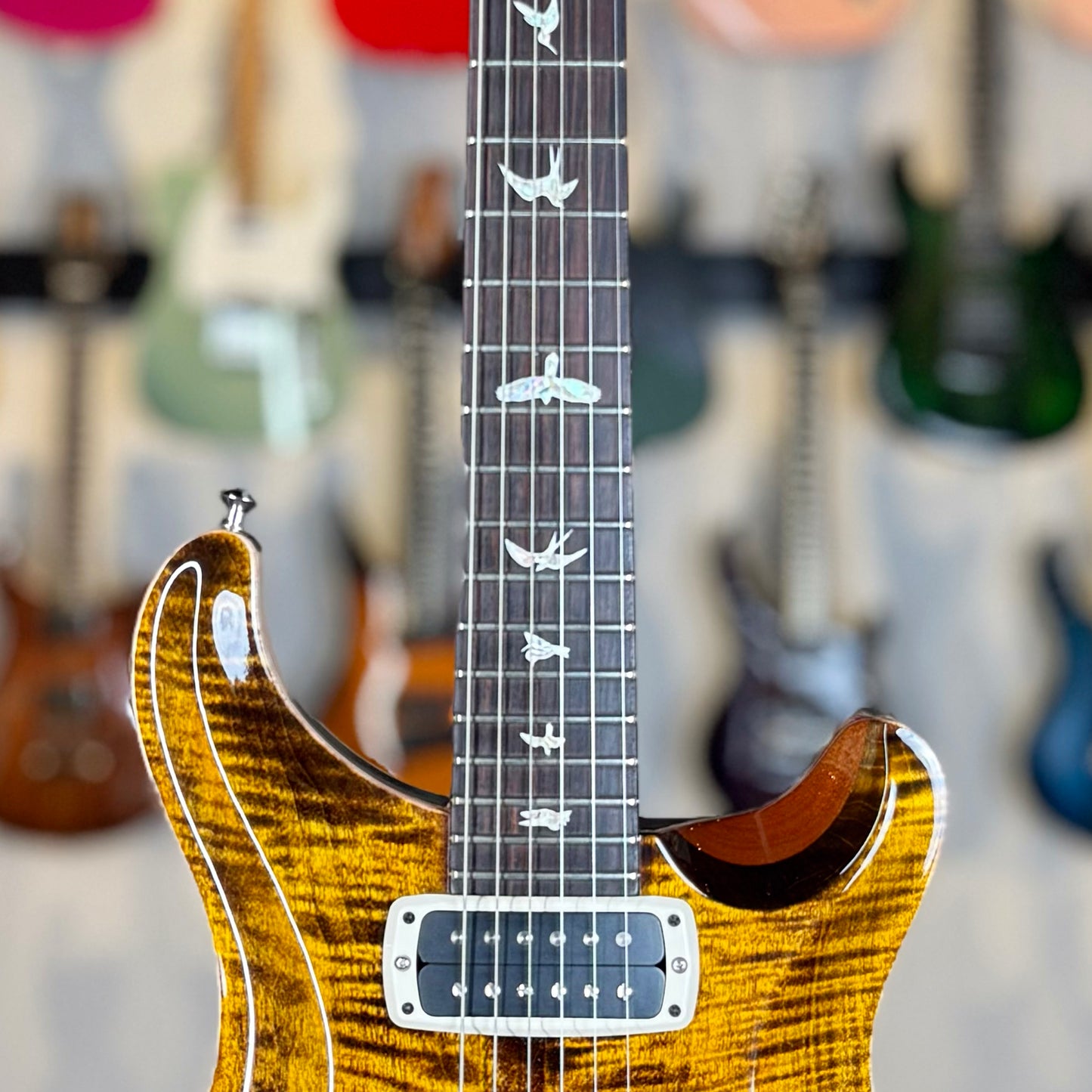 PRS Modern Eagle V | Yellow Tiger (Pre-Owned)