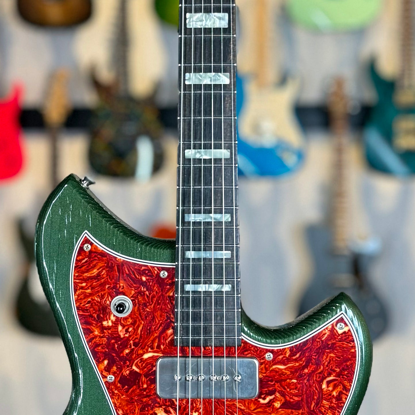 Novo Guitars Serus J Custom | Cadillac Green