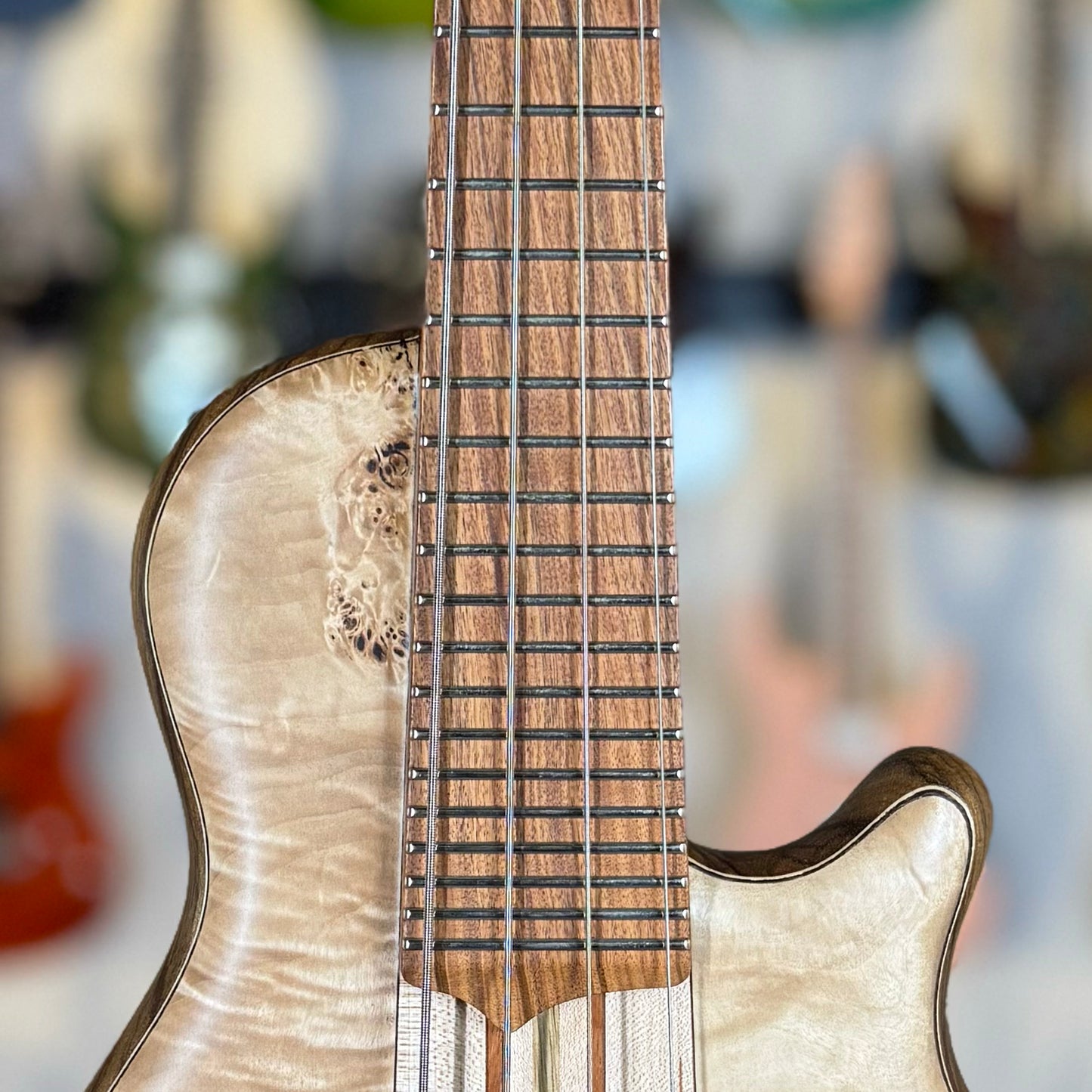 Mayones Cali 4 | Natural Eye Poplar