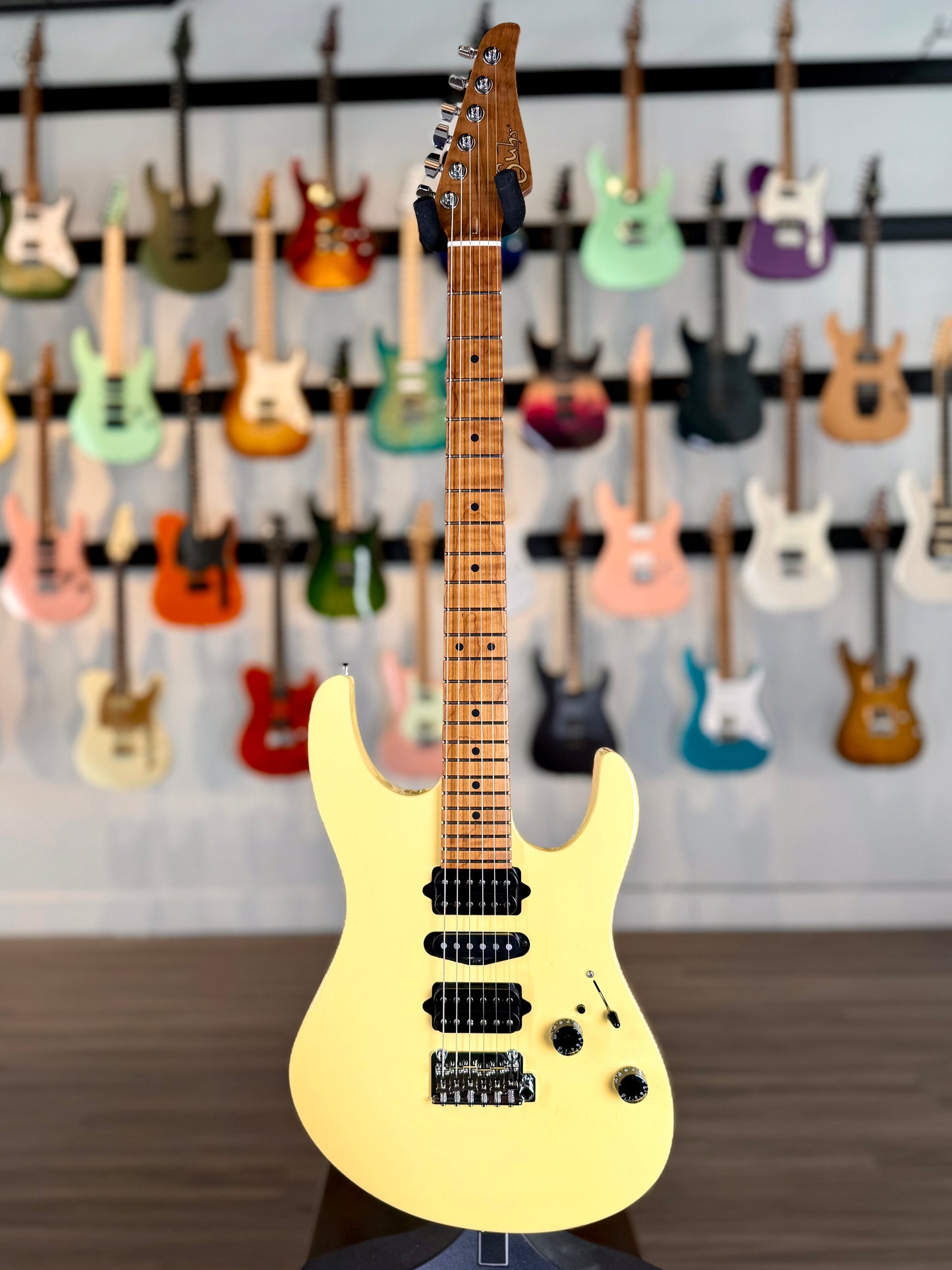 Suhr Modern Antique Limited Edition | Vintage Yellow