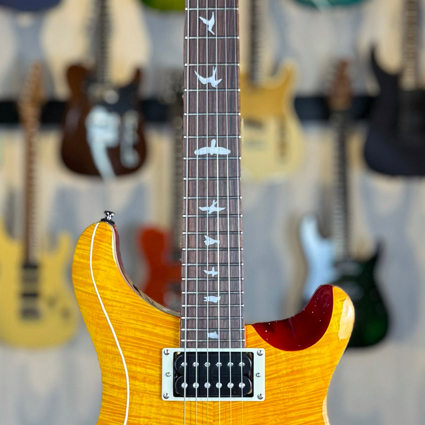 PRS SE Custom 24 | Vintage Yellow