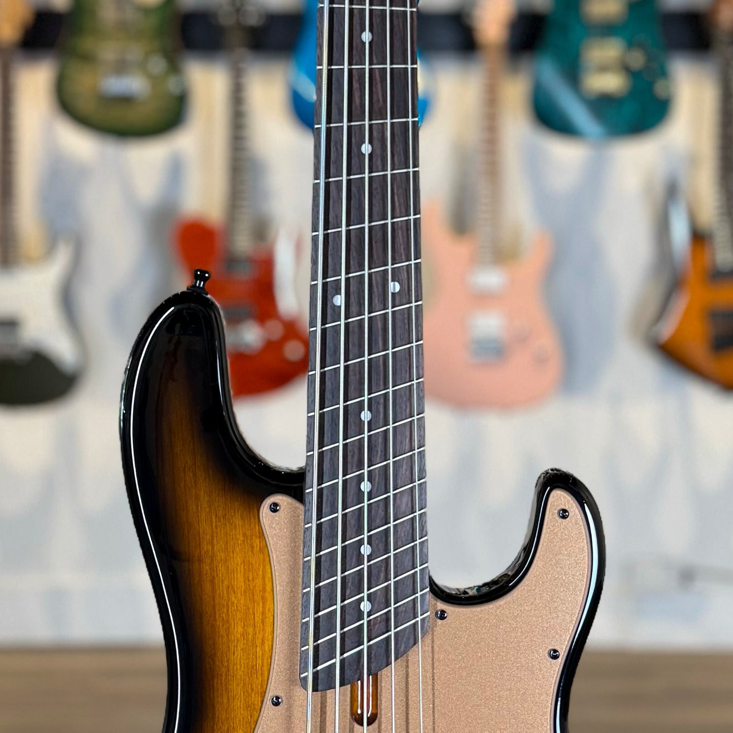 Dingwall Guitars SP1 5 String | Gloss Vintageburst
