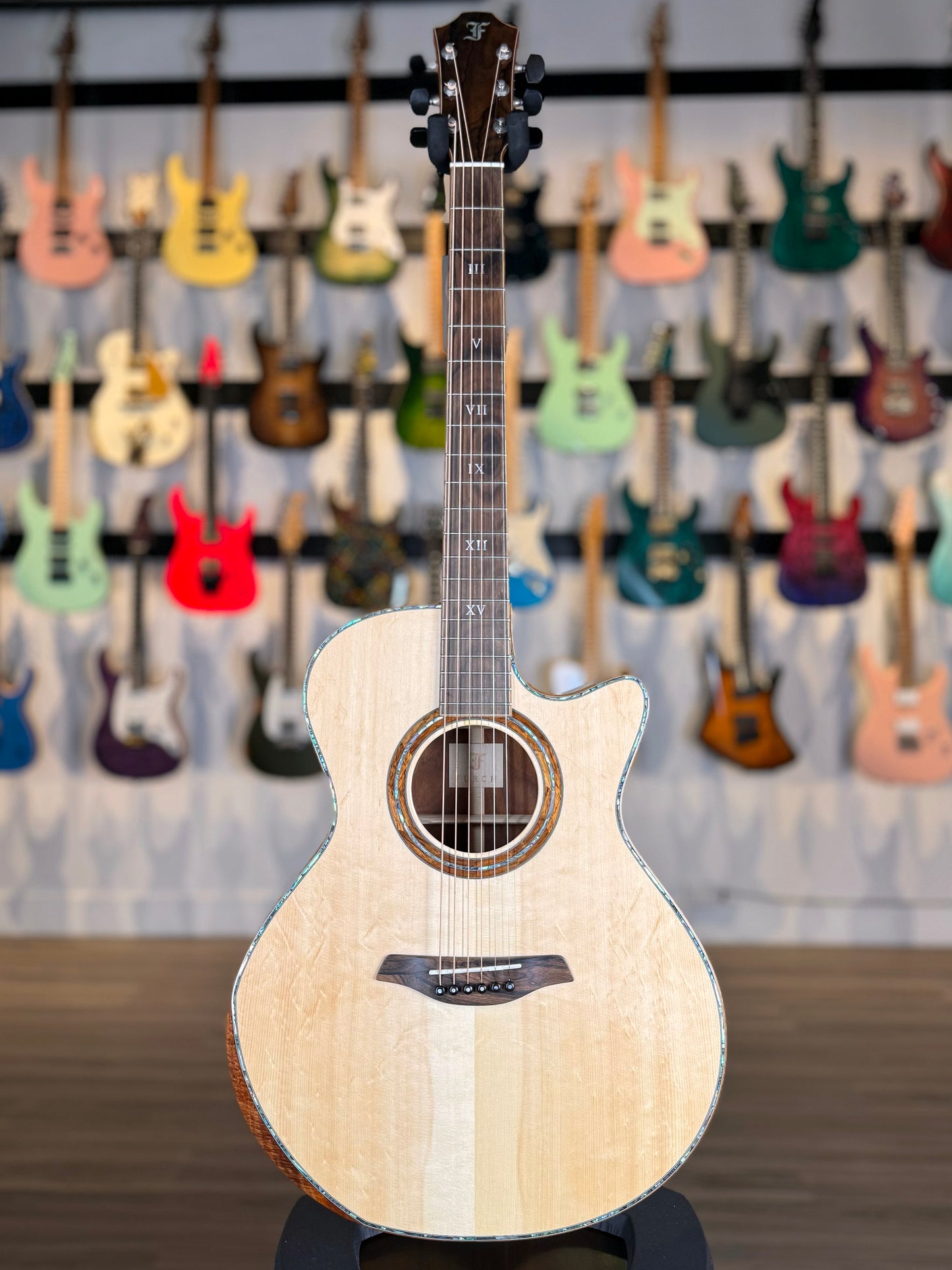Furch Red Deluxe Gc-Lc Grand Auditorium Cutaway | Alpine Spruce/Cocobolo
