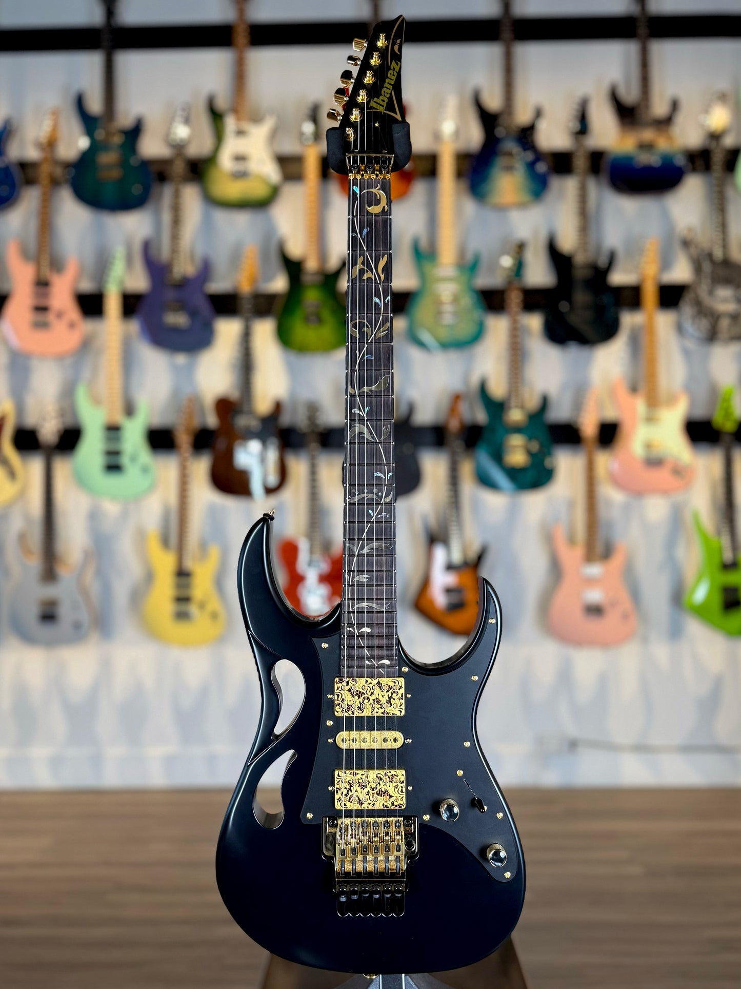 Ibanez PIA3761 | Onyx Black